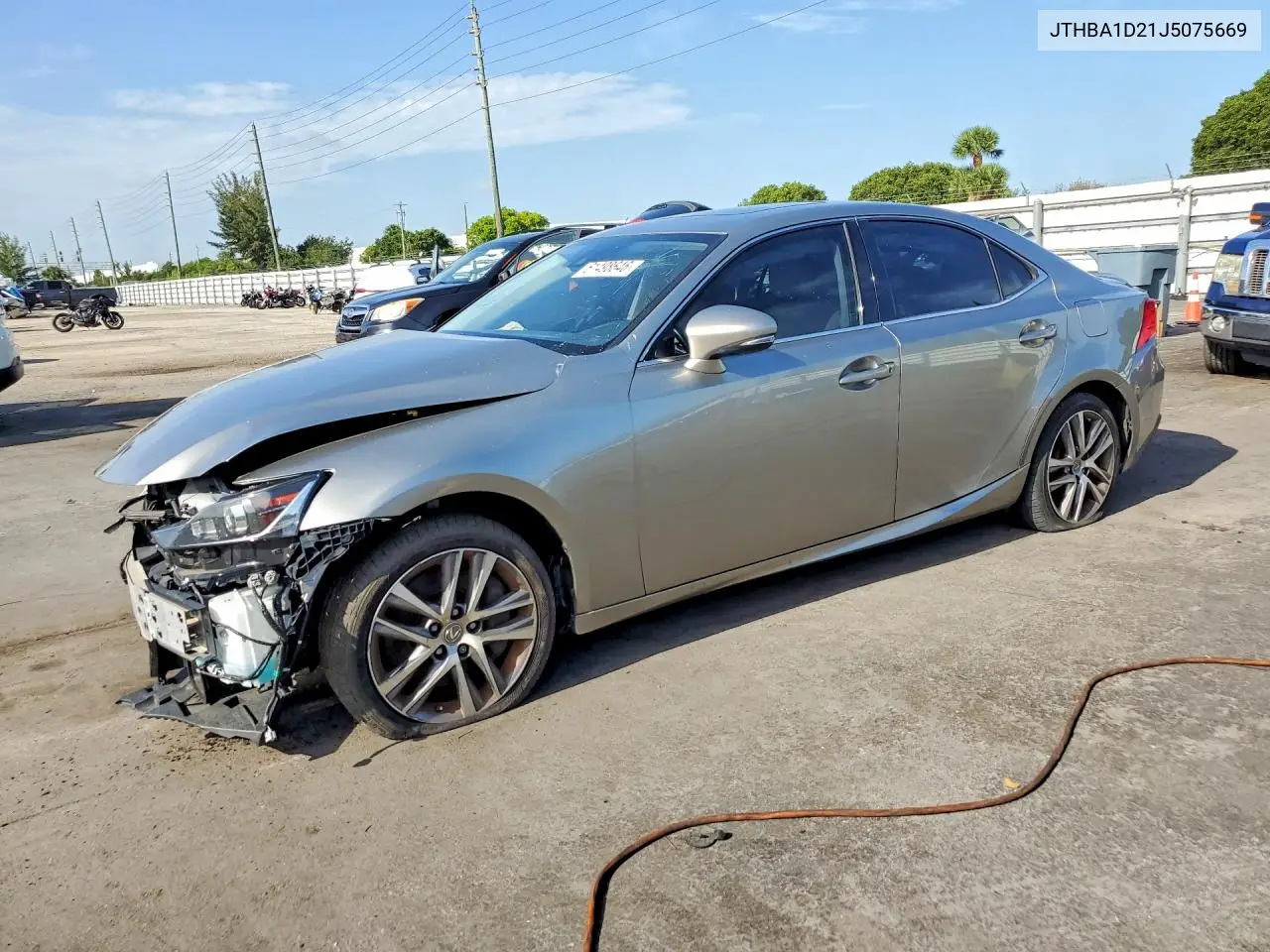2018 Lexus Is 300 VIN: JTHBA1D21J5075669 Lot: 61498646