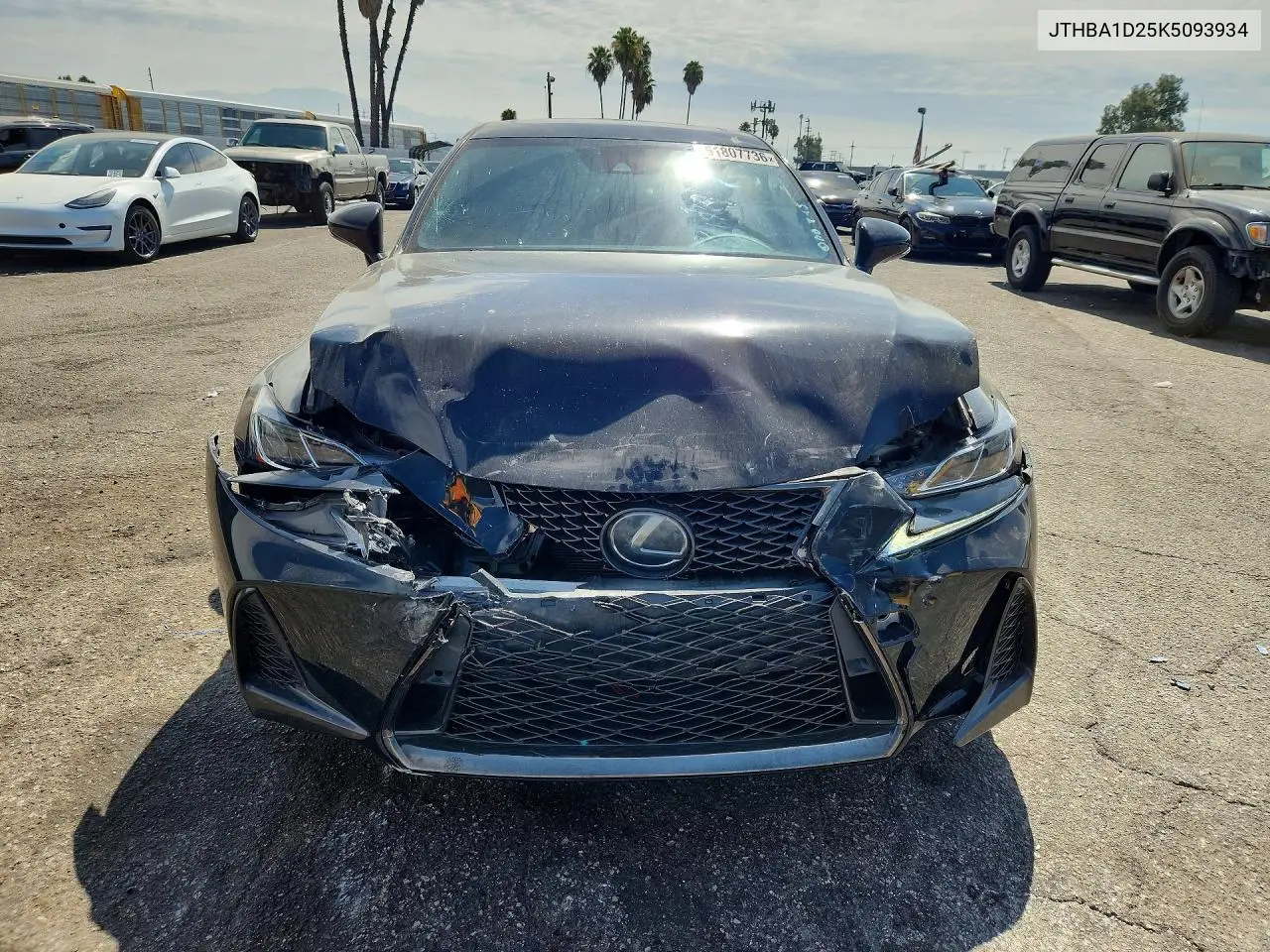 JTHBA1D25K5093934 2019 Lexus Is 300