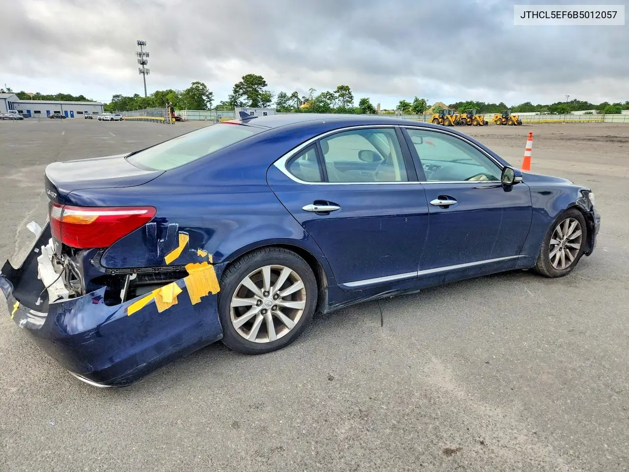 2011 Lexus Ls 460 VIN: JTHCL5EF6B5012057 Lot: 62121246