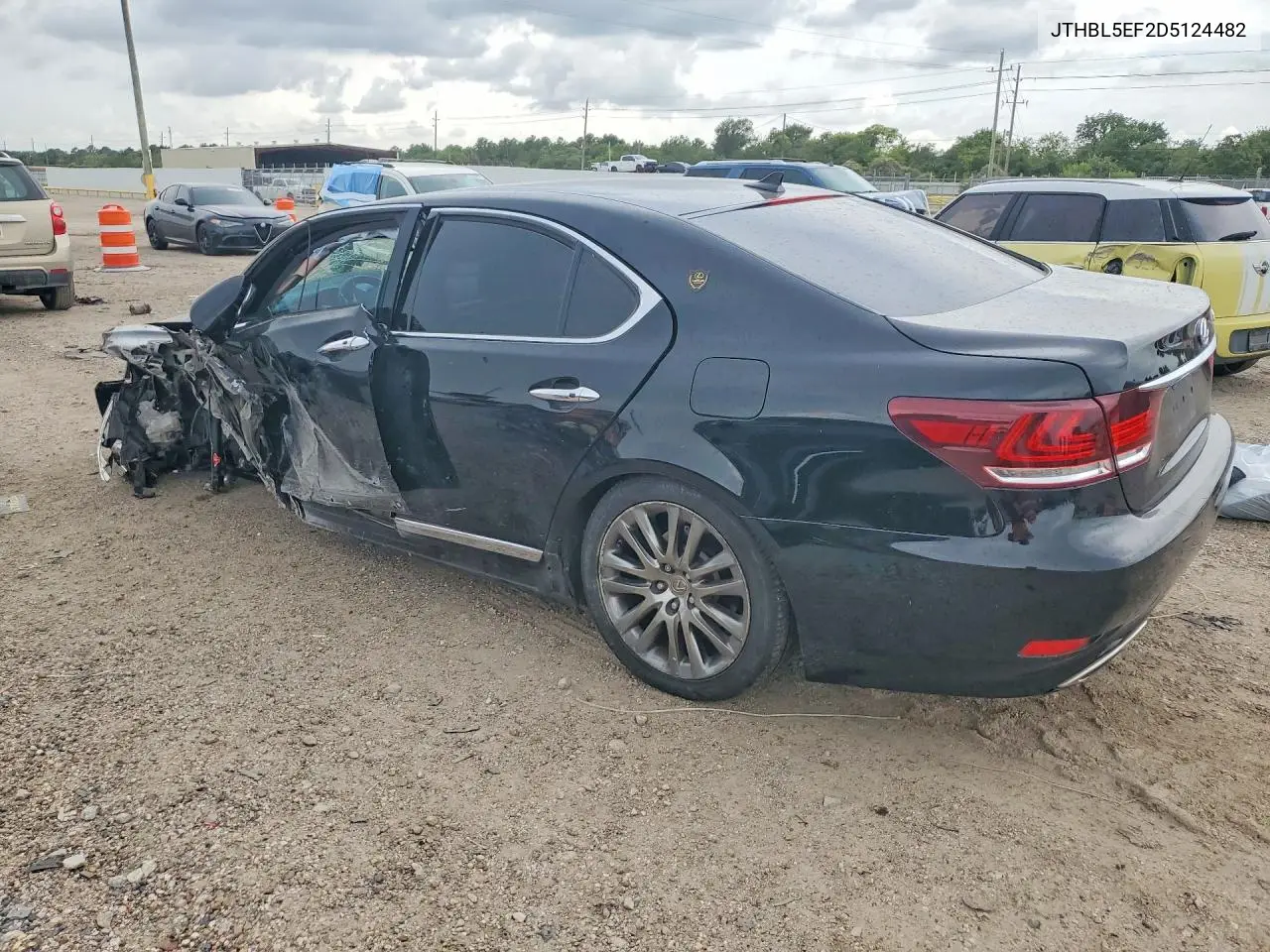 2013 Lexus Ls 460 VIN: JTHBL5EF2D5124482 Lot: 60211126