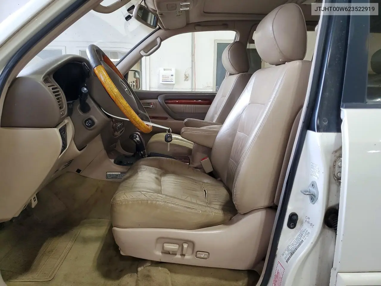 2002 Lexus Lx 470 VIN: JTJHT00W623522919 Lot: 59704996