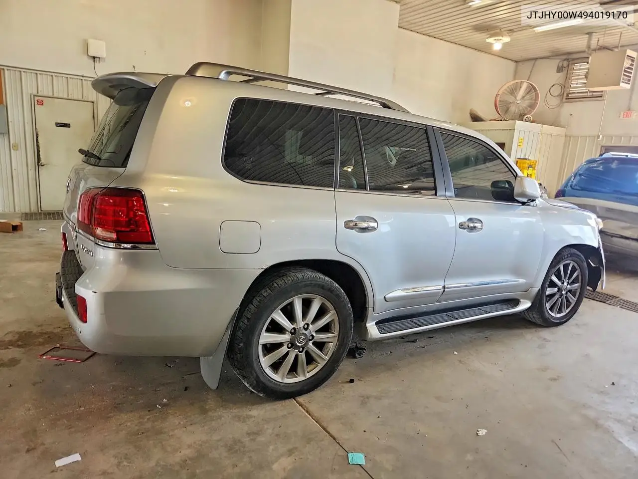 2009 Lexus Lx 570 VIN: JTJHY00W494019170 Lot: 59263416