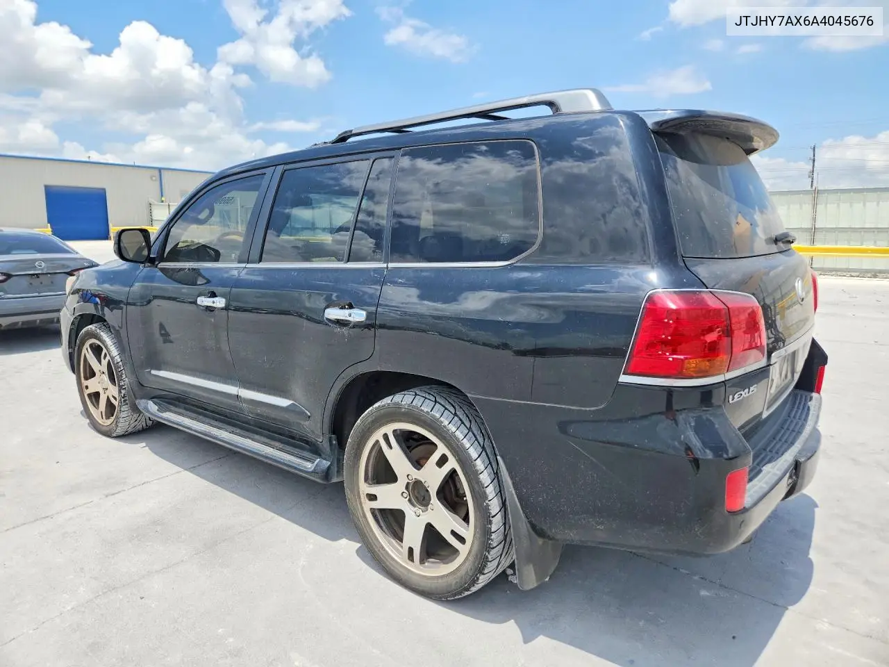 2010 Lexus Lx 570 VIN: JTJHY7AX6A4045676 Lot: 55982256