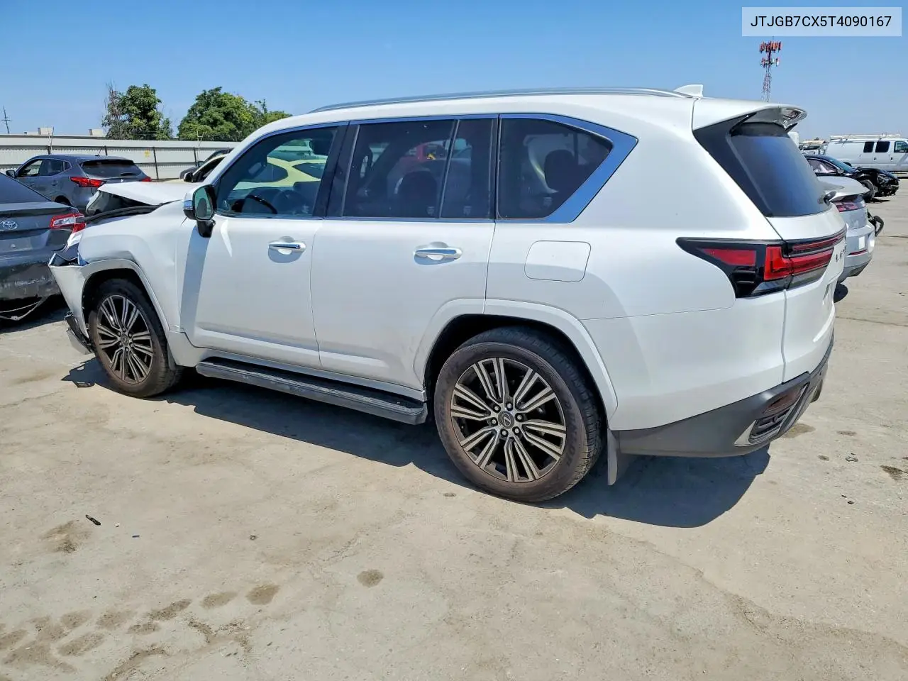 2026 Lexus Lx 600 Luxury VIN: JTJGB7CX5T4090167 Lot: 58333596