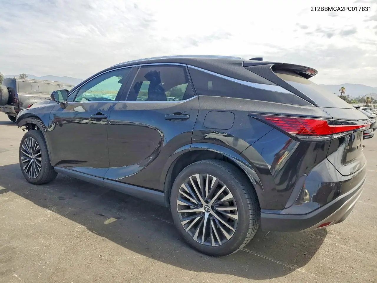 2023 Lexus Rx 350H Premium+ VIN: 2T2BBMCA2PC017831 Lot: 61779446