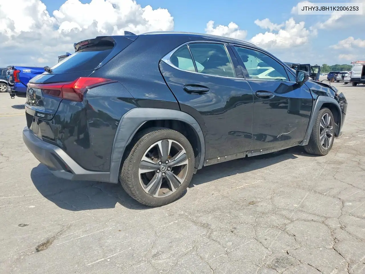 2019 Lexus Ux 200 VIN: JTHY3JBH1K2006253 Lot: 61204876