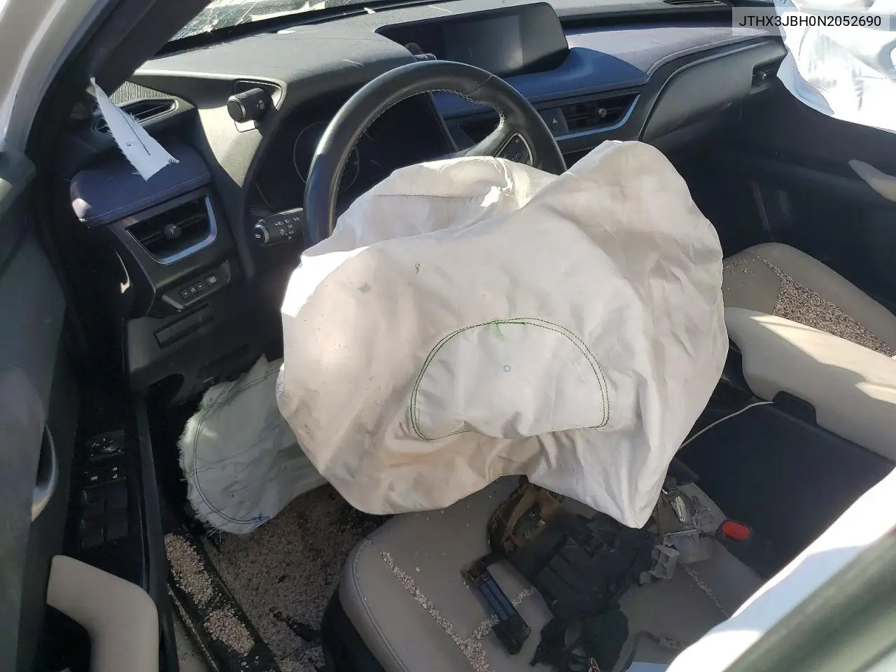 2022 Lexus Ux 200 Base VIN: JTHX3JBH0N2052690 Lot: 56313656