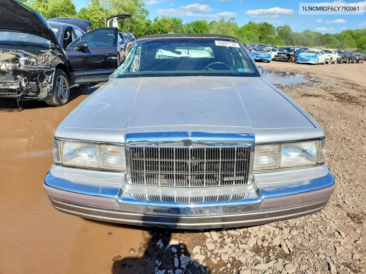 1990 Lincoln Town Car Signature VIN: 1LNCM82F6LY792061 Lot: 55207716