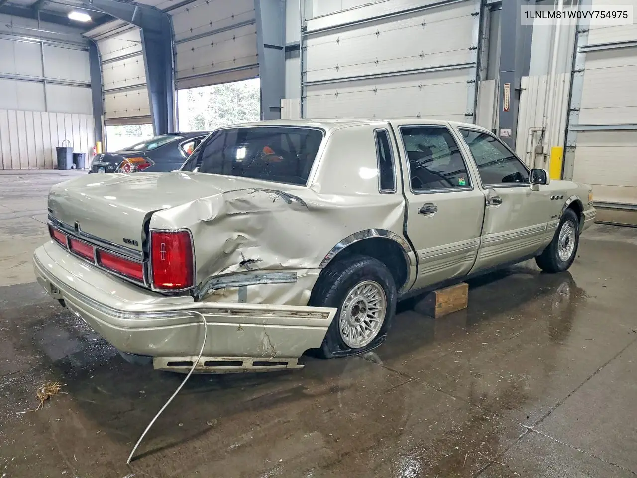 1997 Lincoln Town Car Executive VIN: 1LNLM81W0VY754975 Lot: 56509526