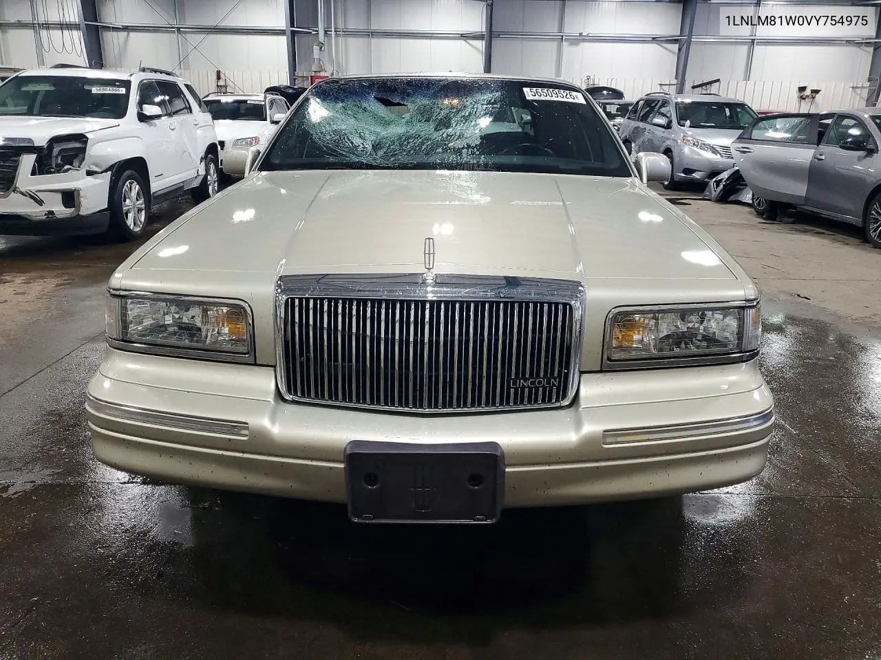 1997 Lincoln Town Car Executive VIN: 1LNLM81W0VY754975 Lot: 56509526