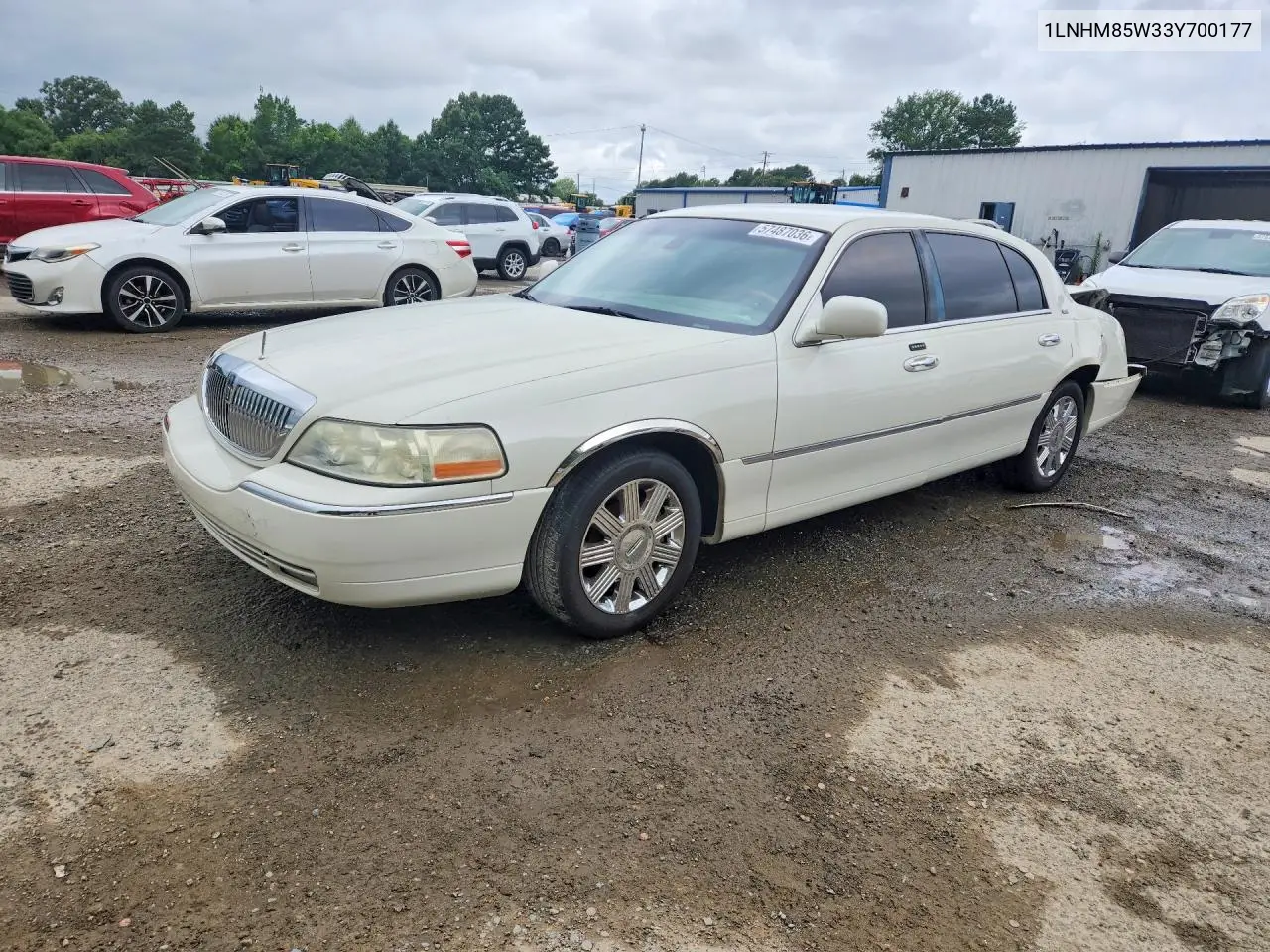 2003 Lincoln Town Car Cartier L VIN: 1LNHM85W33Y700177 Lot: 57487036