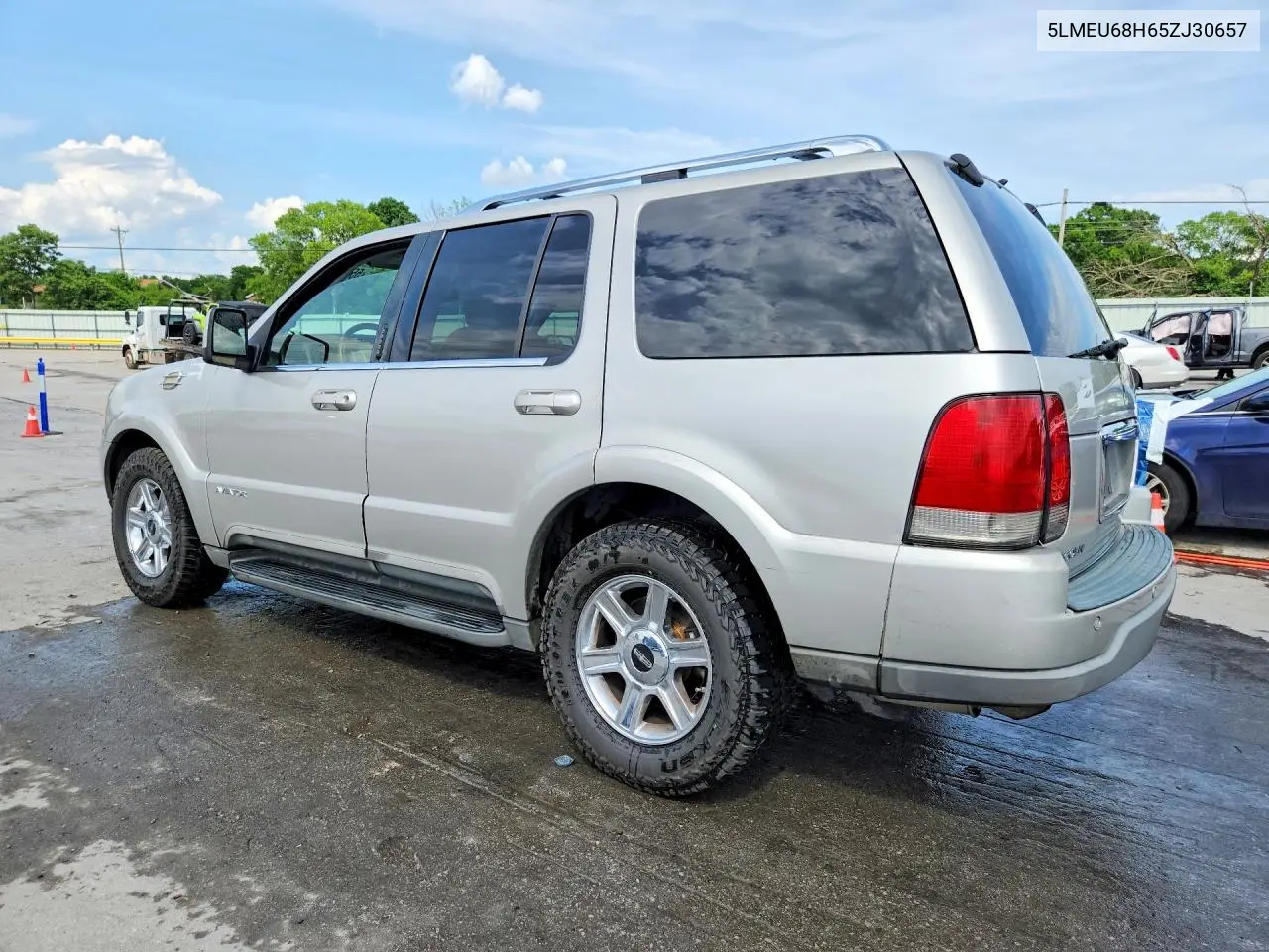 2005 Lincoln Aviator VIN: 5LMEU68H65ZJ30657 Lot: 55344056