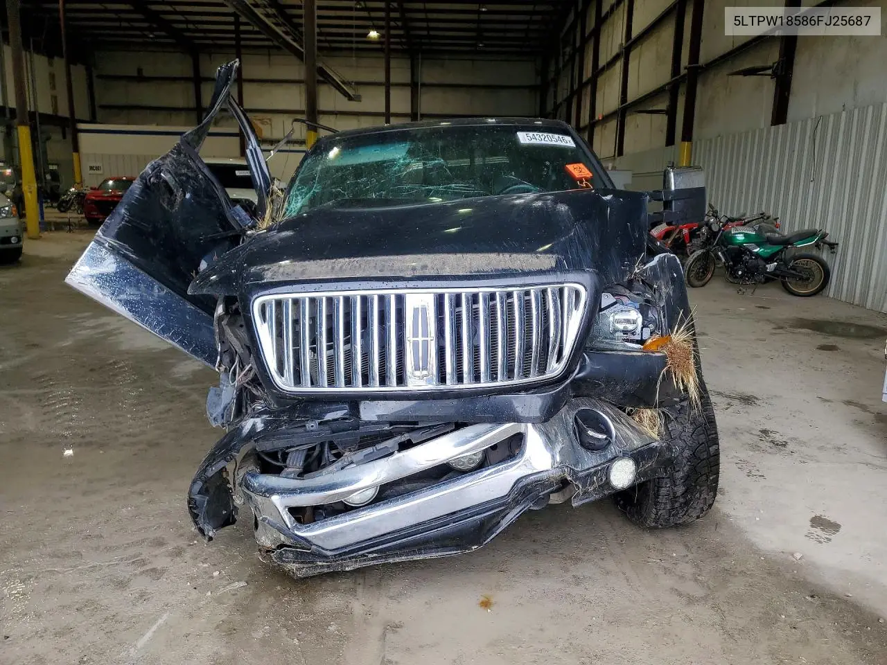 2006 Lincoln Mark Lt VIN: 5LTPW18586FJ25687 Lot: 54320546