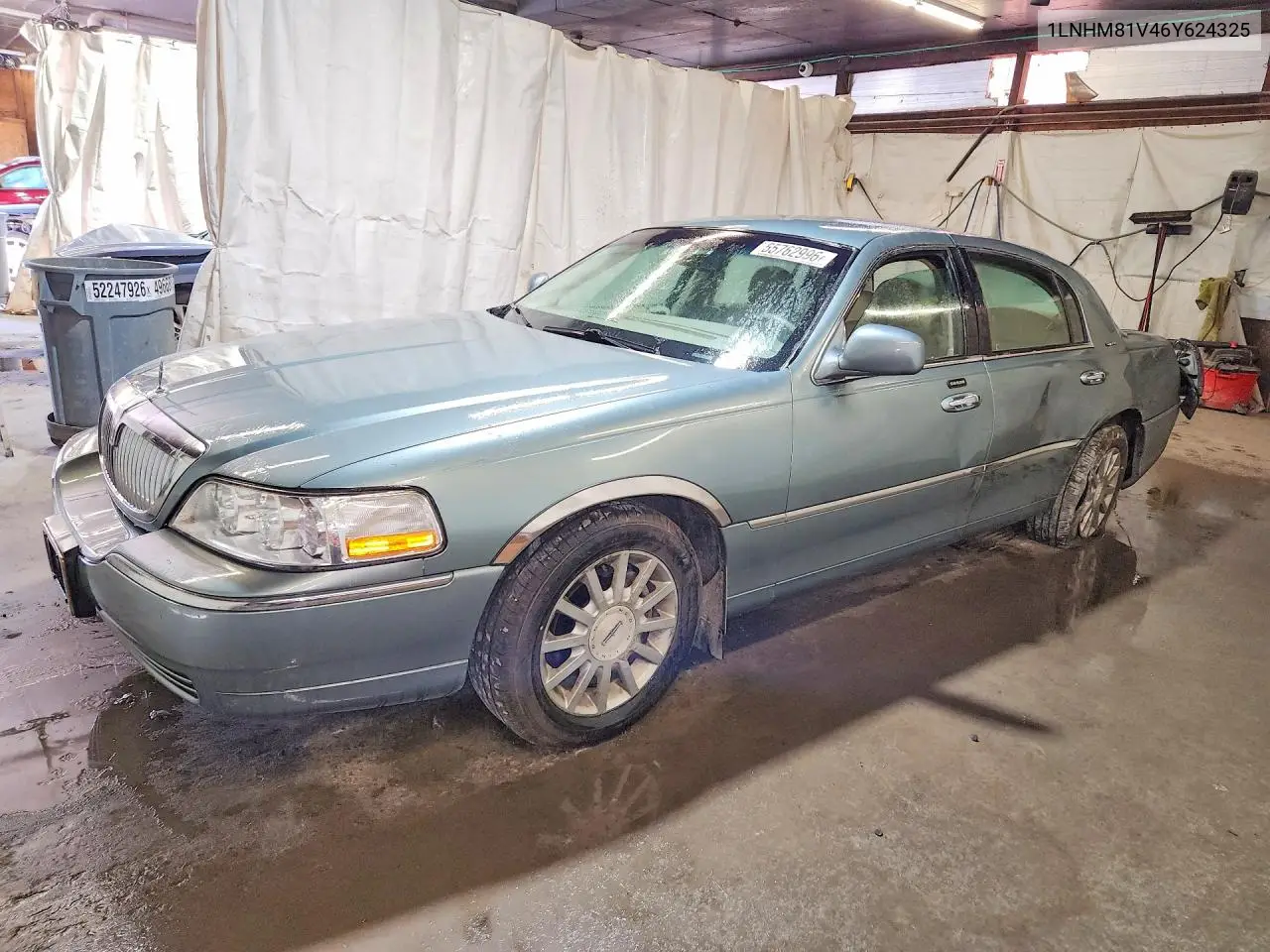 2006 Lincoln Town Car Signature VIN: 1LNHM81V46Y624325 Lot: 55762996