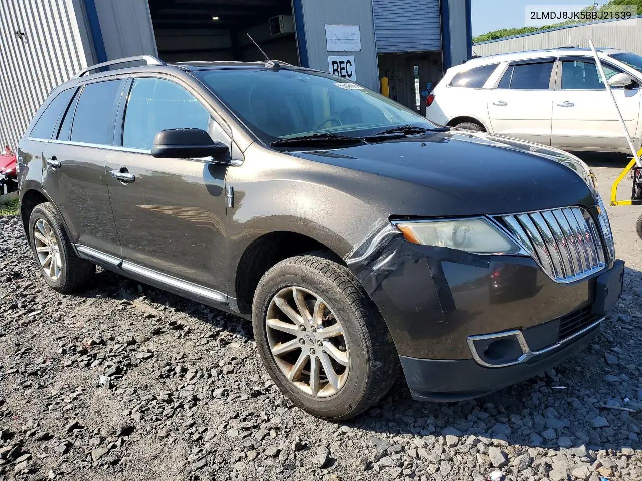 2011 Lincoln Mkx VIN: 2LMDJ8JK5BBJ21539 Lot: 56645376
