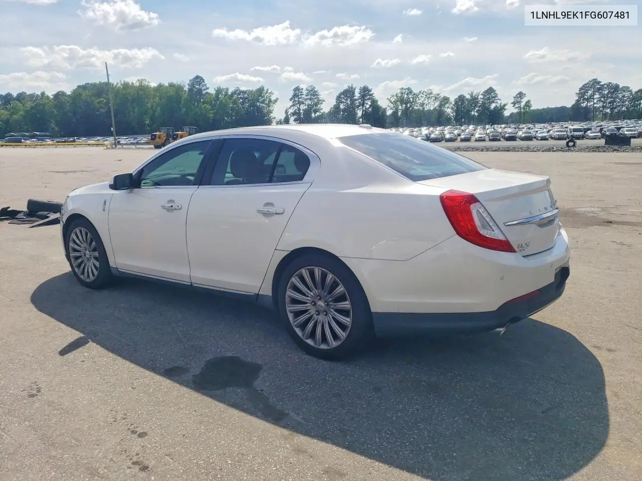 2015 Lincoln Mks VIN: 1LNHL9EK1FG607481 Lot: 52366986
