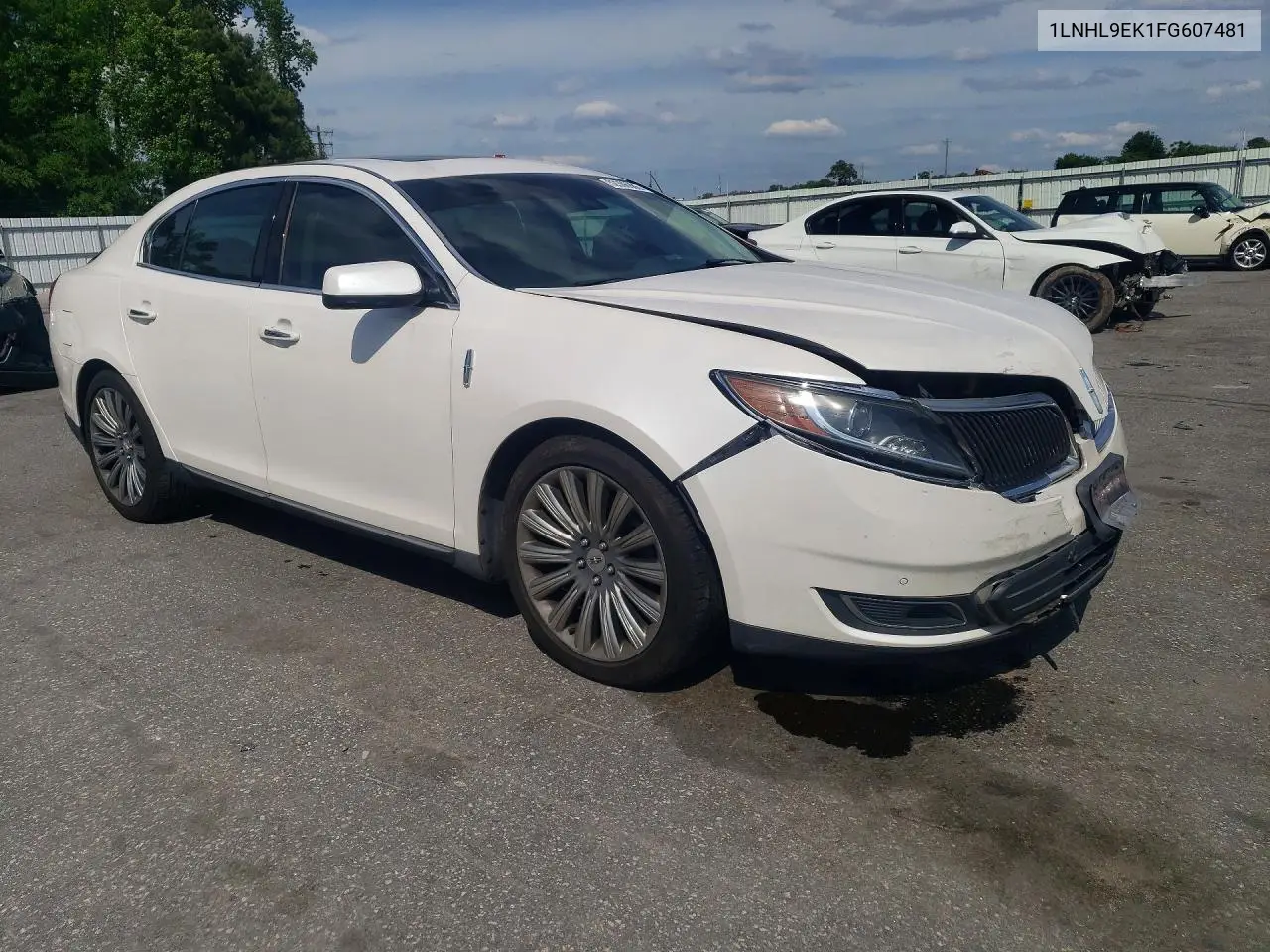 2015 Lincoln Mks VIN: 1LNHL9EK1FG607481 Lot: 52366986
