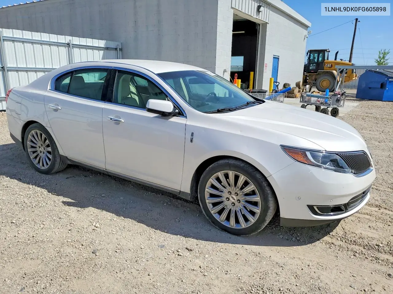 2015 Lincoln Townhouse Mks VIN: 1LNHL9DK0FG605898 Lot: 52861366