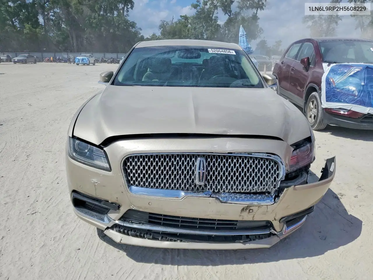2017 Lincoln Continental Reserve VIN: 1LN6L9RP2H5608229 Lot: 52064856