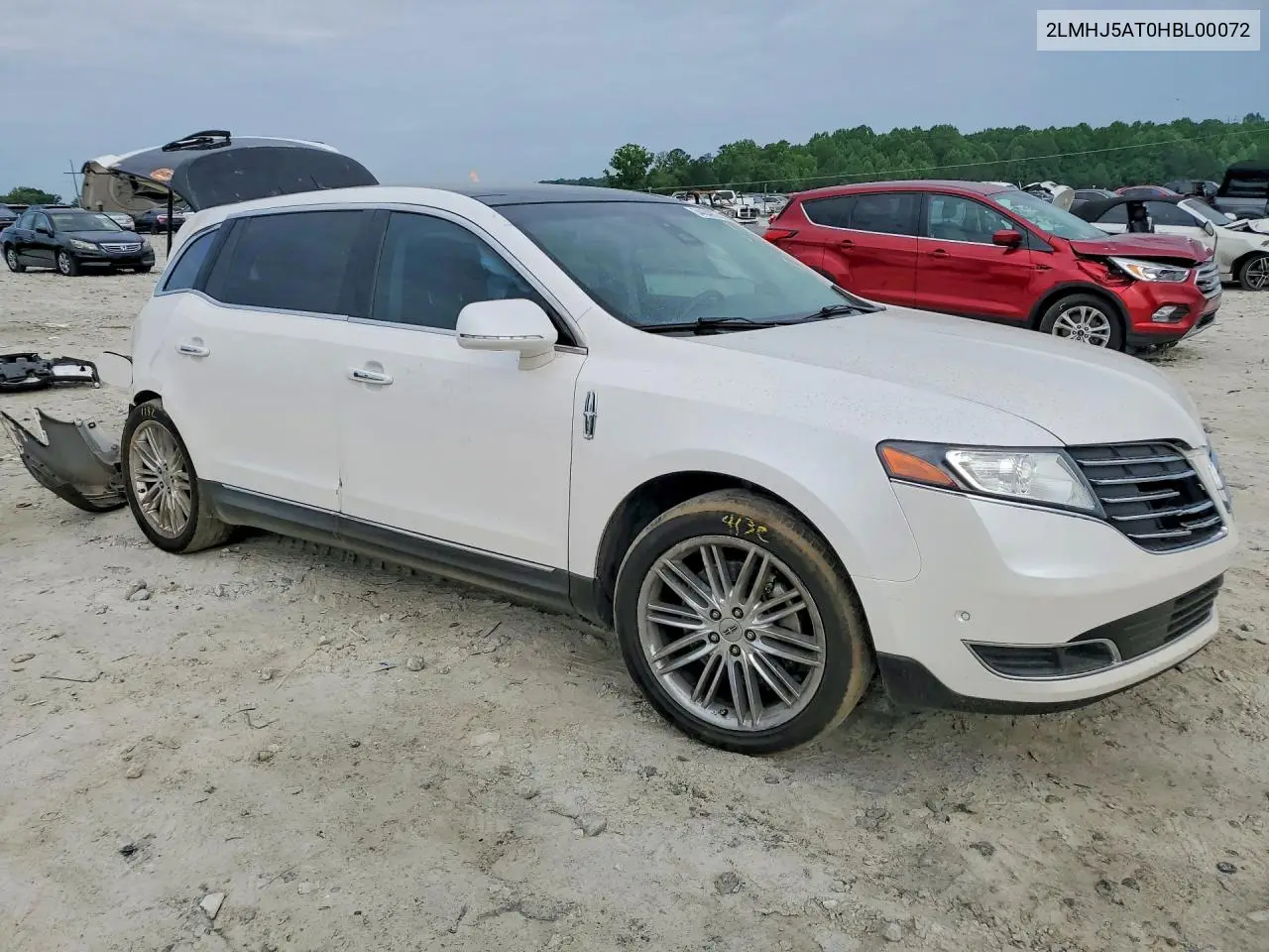 2017 Lincoln Mkt VIN: 2LMHJ5AT0HBL00072 Lot: 54434906