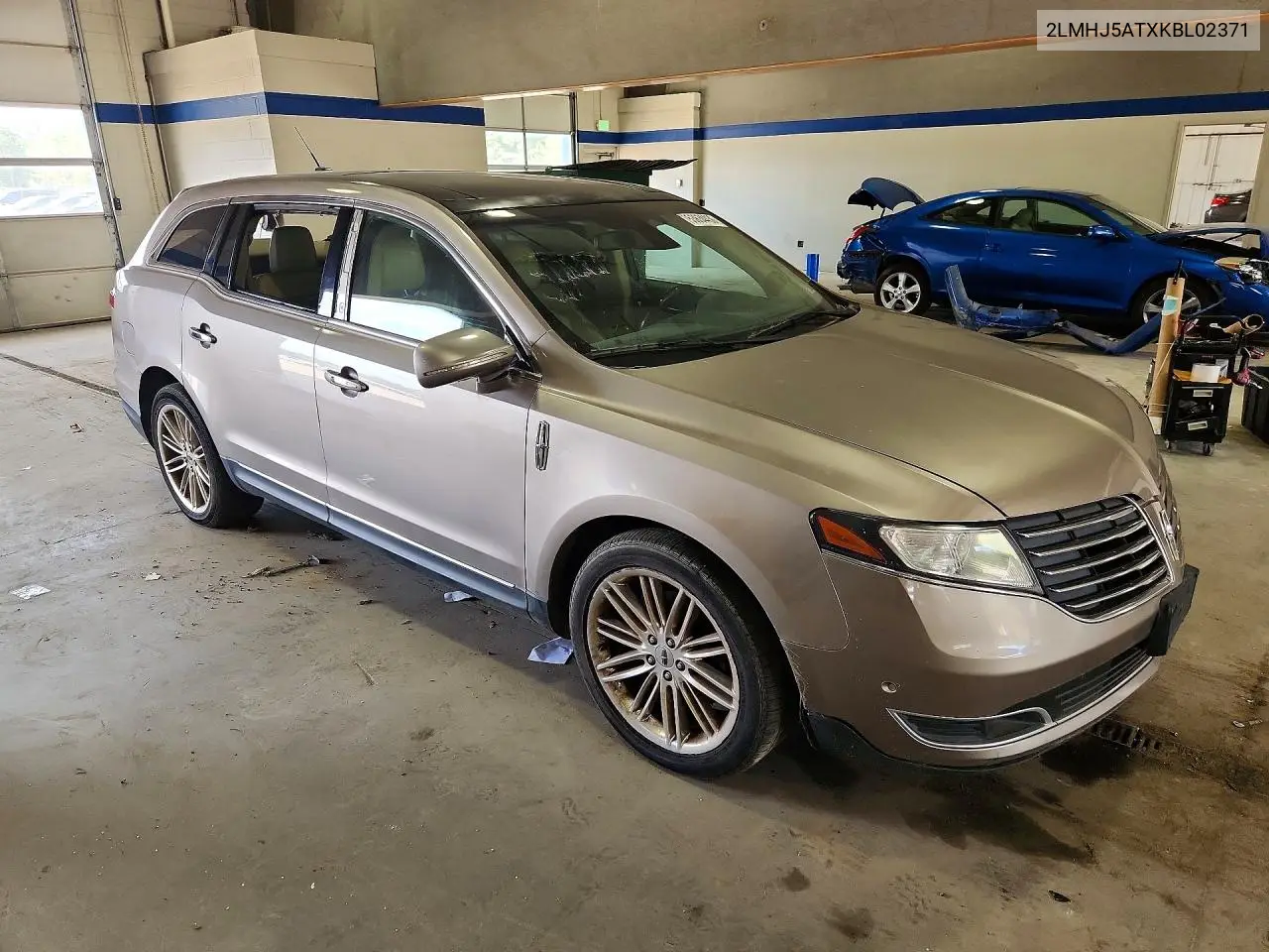 2019 Lincoln Mkt VIN: 2LMHJ5ATXKBL02371 Lot: 53634436
