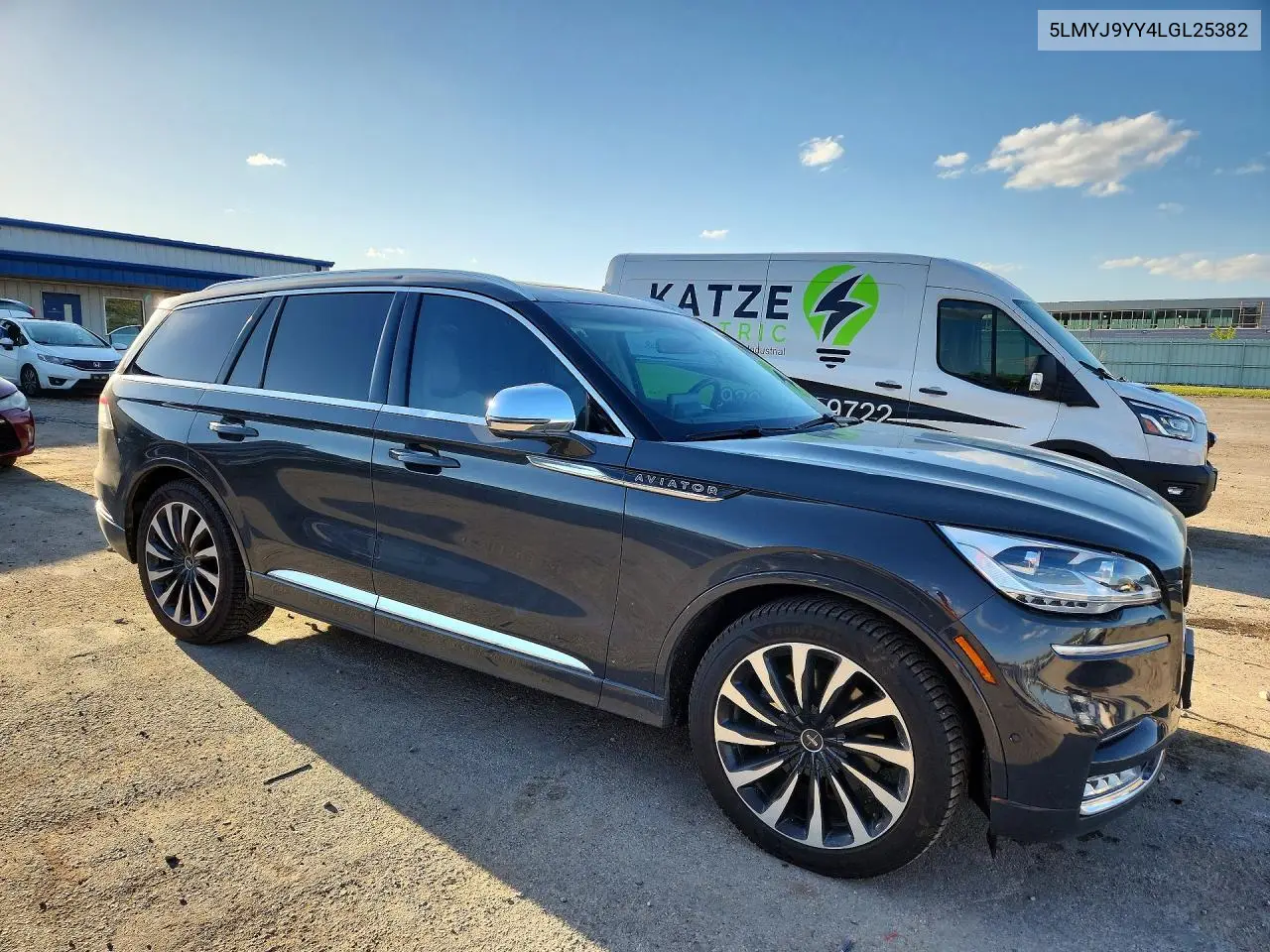 2020 Lincoln Aviator Black Label Grand Touring VIN: 5LMYJ9YY4LGL25382 Lot: 52738936
