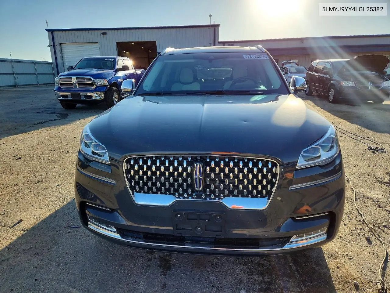 2020 Lincoln Aviator Black Label Grand Touring VIN: 5LMYJ9YY4LGL25382 Lot: 52738936