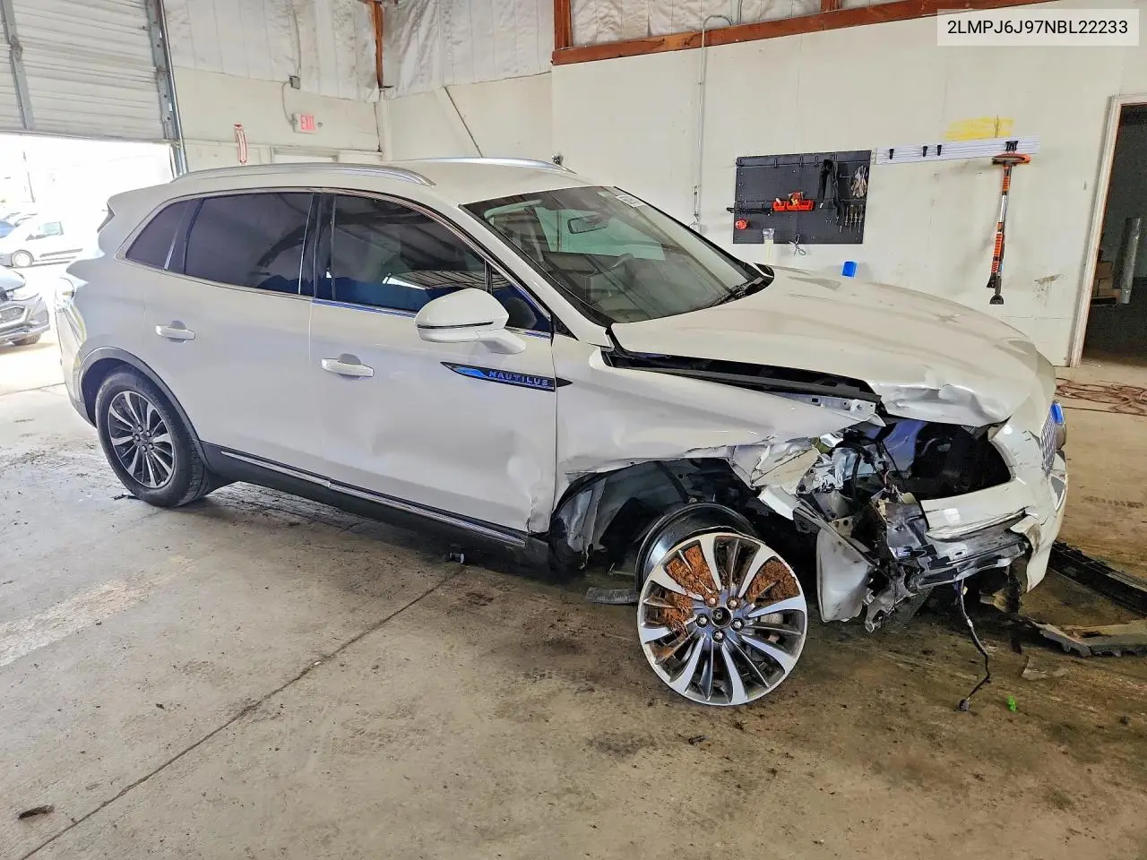 2022 Lincoln Nautilus VIN: 2LMPJ6J97NBL22233 Lot: 56296216