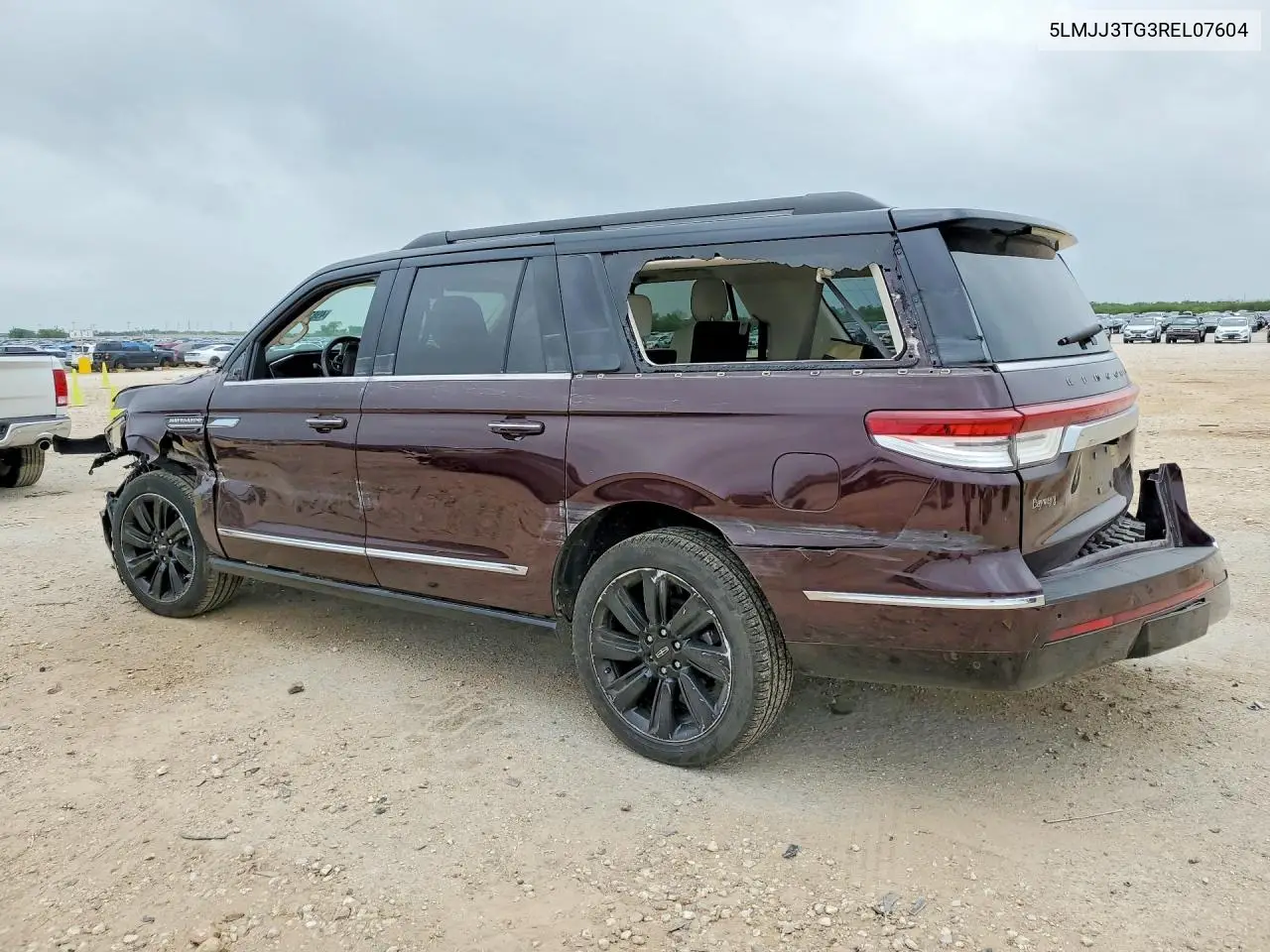 2024 Lincoln Navigator L Black Label VIN: 5LMJJ3TG3REL07604 Lot: 49827196