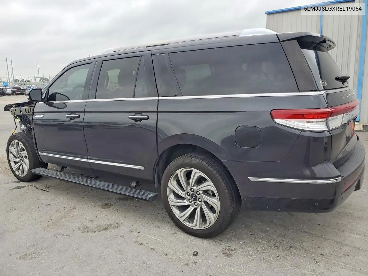 2024 Lincoln Navigator L Reserve VIN: 5LMJJ3LGXREL19054 Lot: 56254406