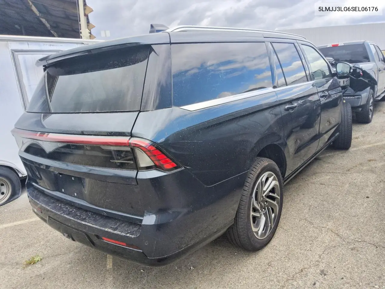 2025 Lincoln Navigator L Reserve VIN: 5LMJJ3LG6SEL06176 Lot: 54534206