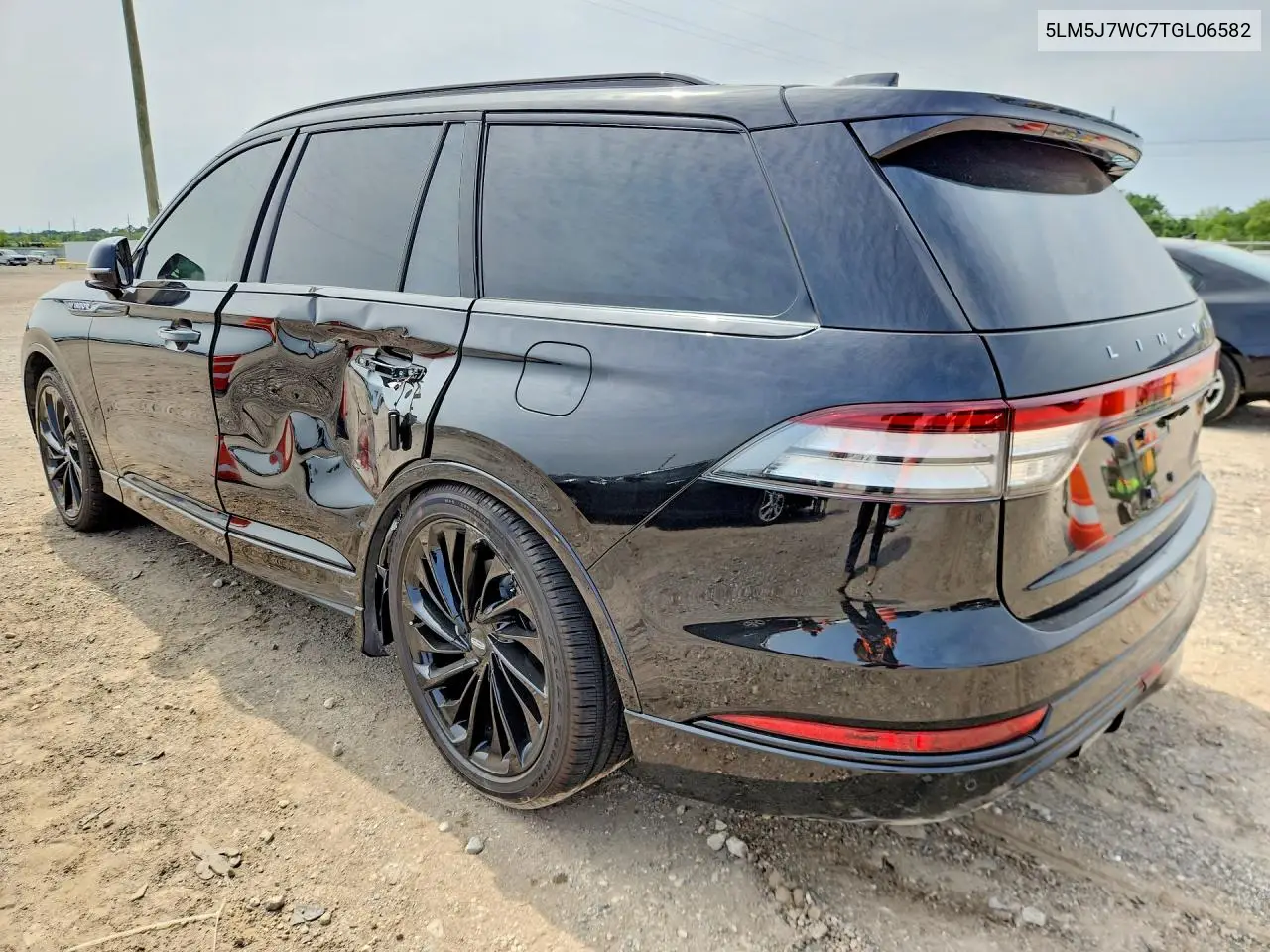 2026 Lincoln Aviator Reserve VIN: 5LM5J7WC7TGL06582 Lot: 52733196