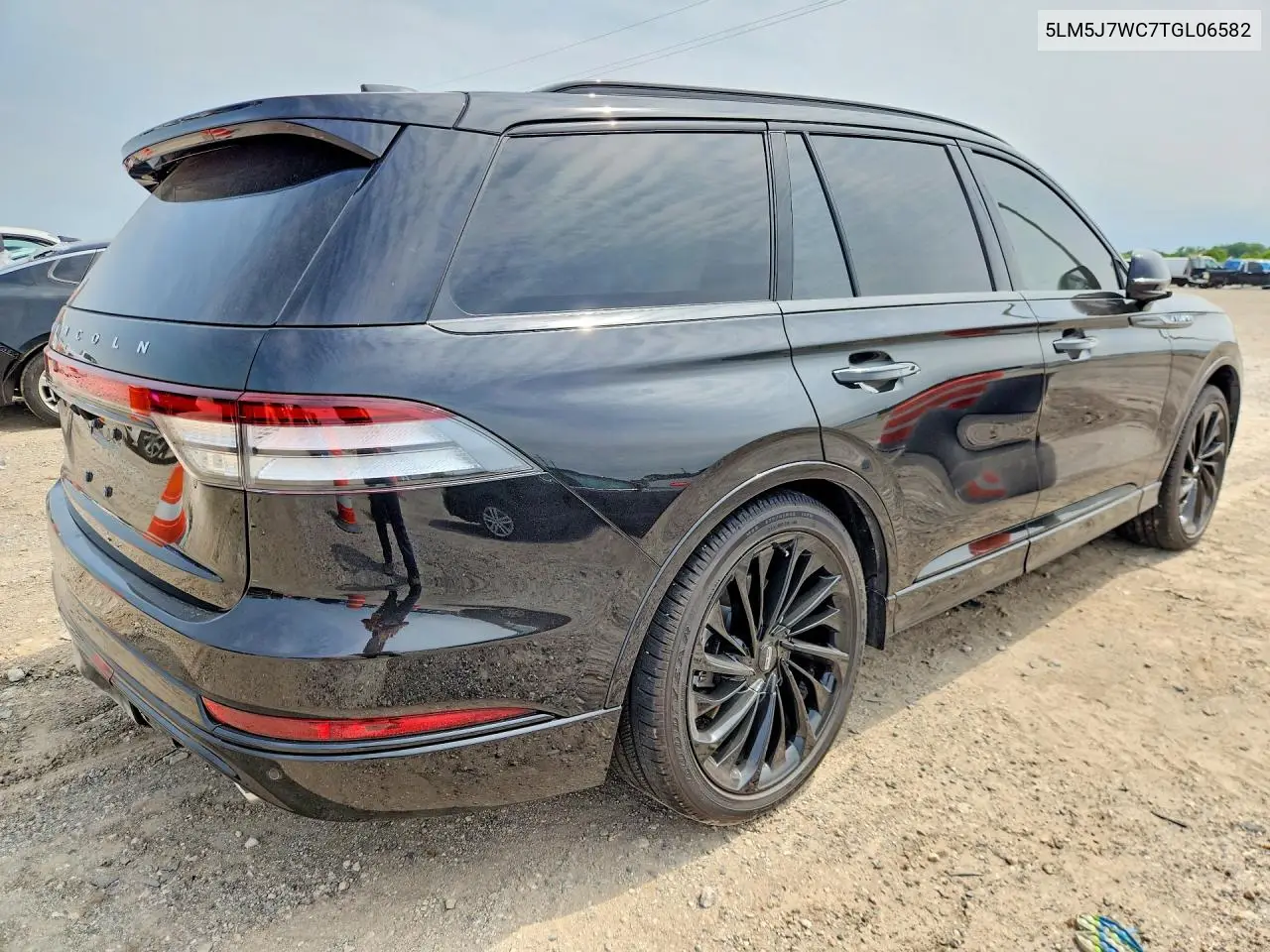 2026 Lincoln Aviator Reserve VIN: 5LM5J7WC7TGL06582 Lot: 52733196