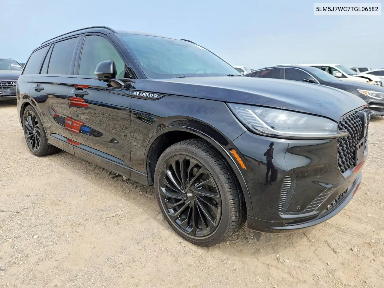 2026 Lincoln Aviator Reserve VIN: 5LM5J7WC7TGL06582 Lot: 52733196