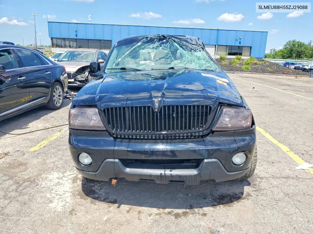 2005 Lincoln Aviator VIN: 5LMEU88H55ZJ29088 Lot: 60184086