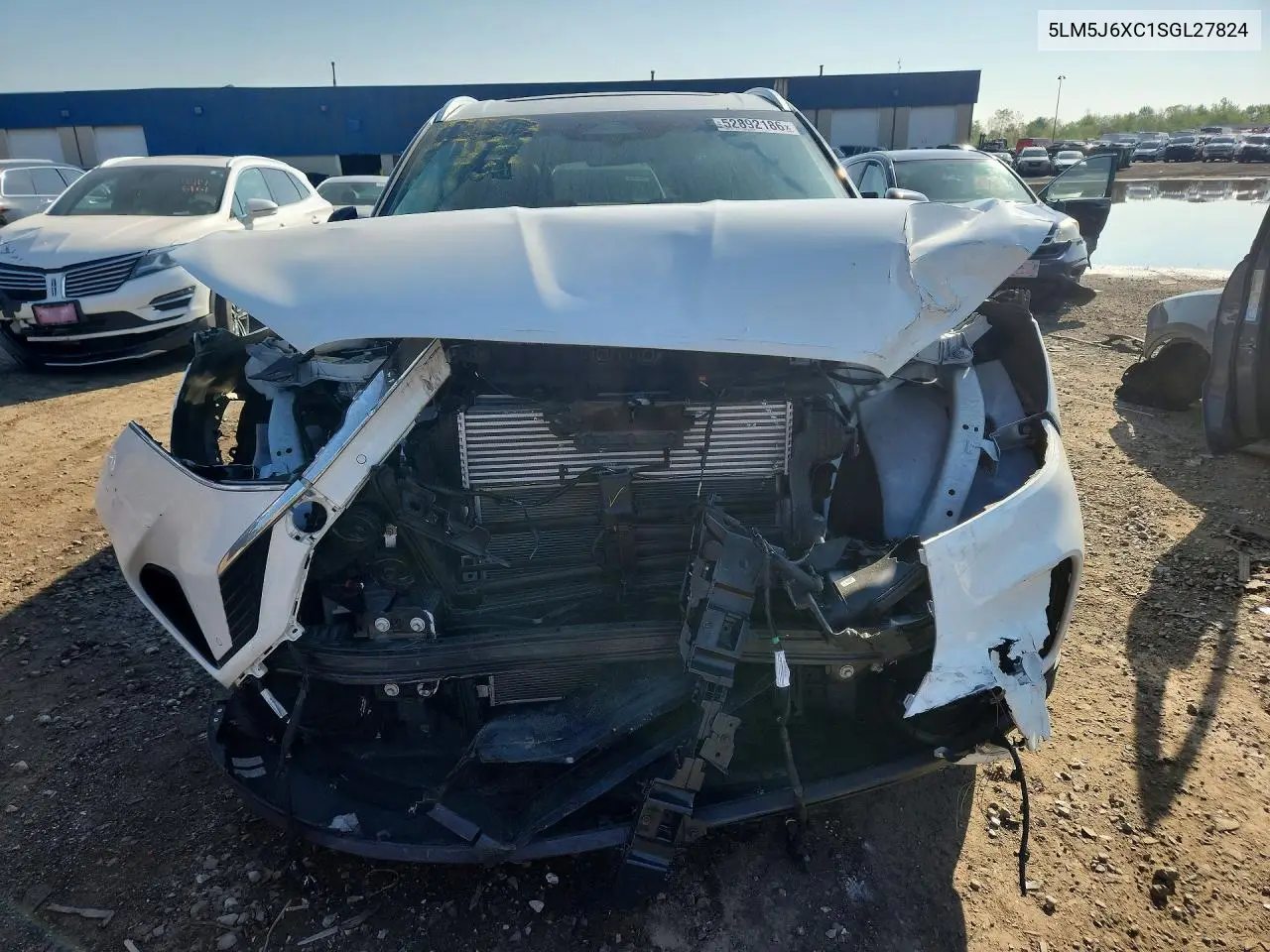 2025 Lincoln Aviator VIN: 5LM5J6XC1SGL27824 Lot: 52892186