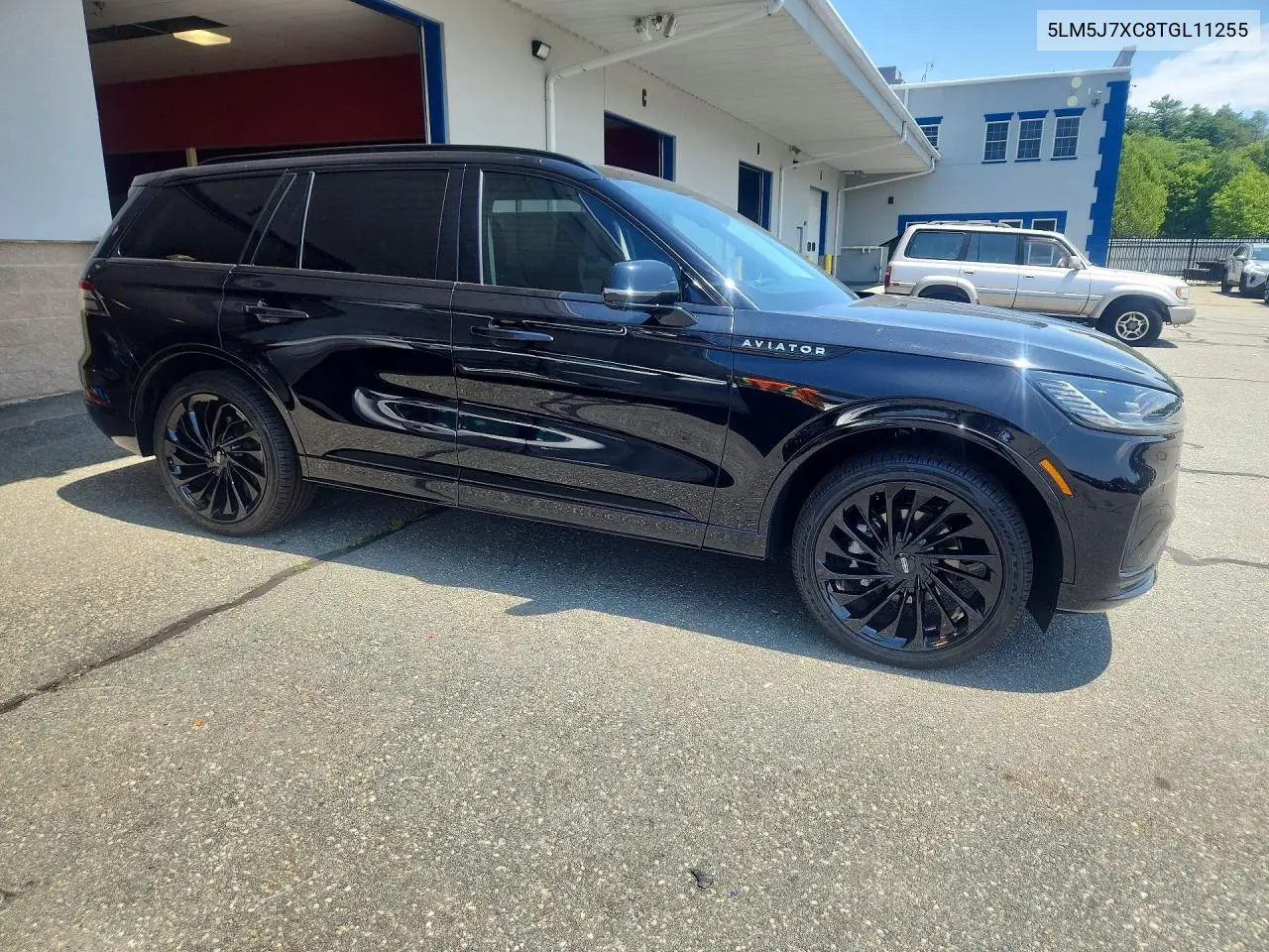 2026 Lincoln Aviator Reserve VIN: 5LM5J7XC8TGL11255 Lot: 58705326