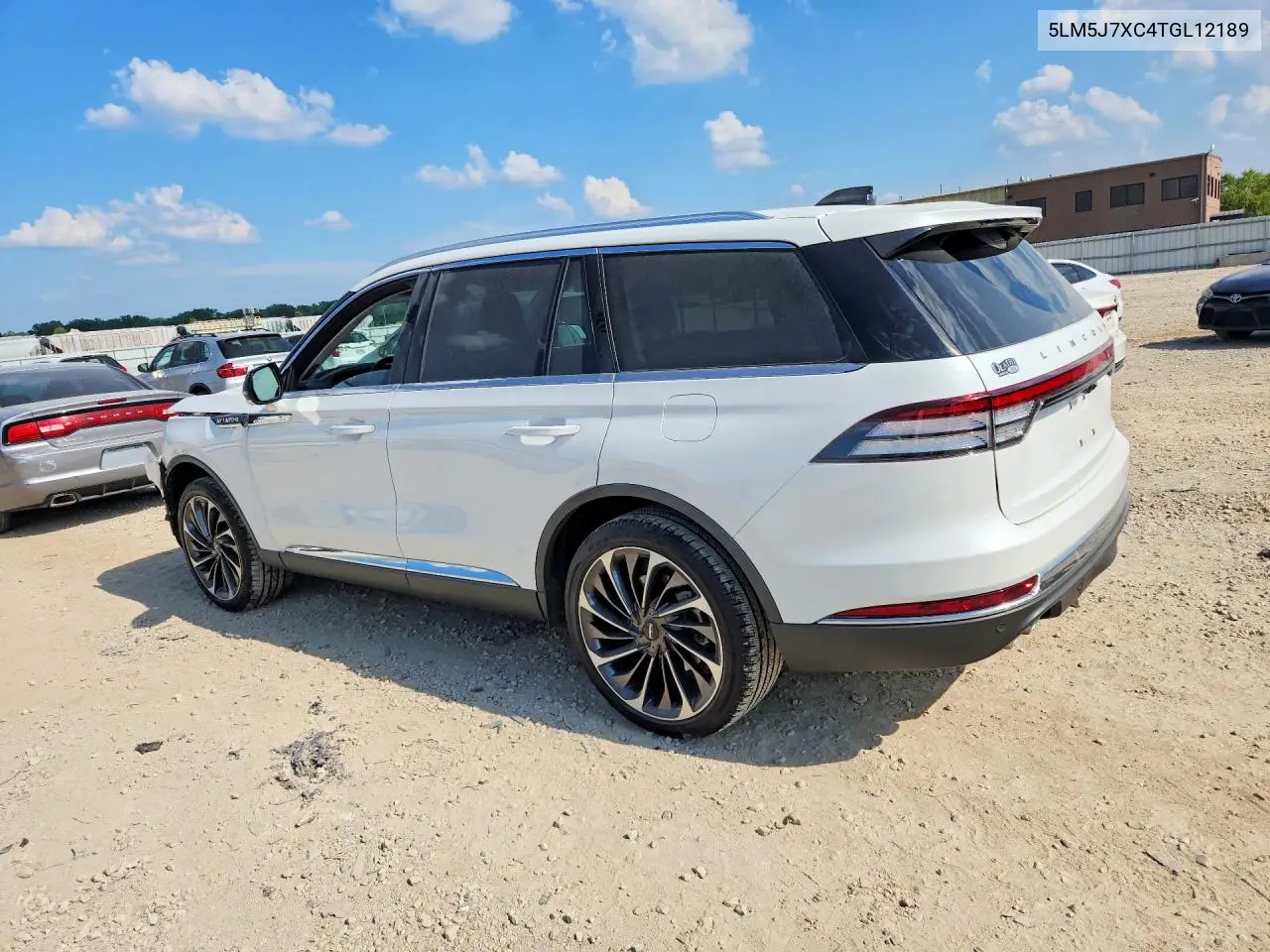2026 Lincoln Aviator Reserve VIN: 5LM5J7XC4TGL12189 Lot: 61470716