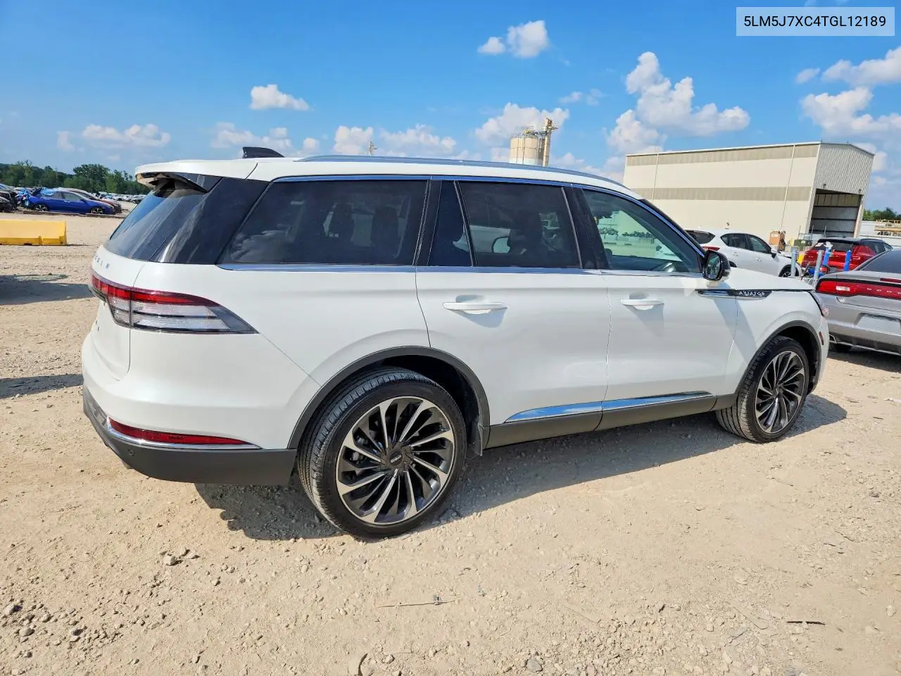 2026 Lincoln Aviator Reserve VIN: 5LM5J7XC4TGL12189 Lot: 61470716