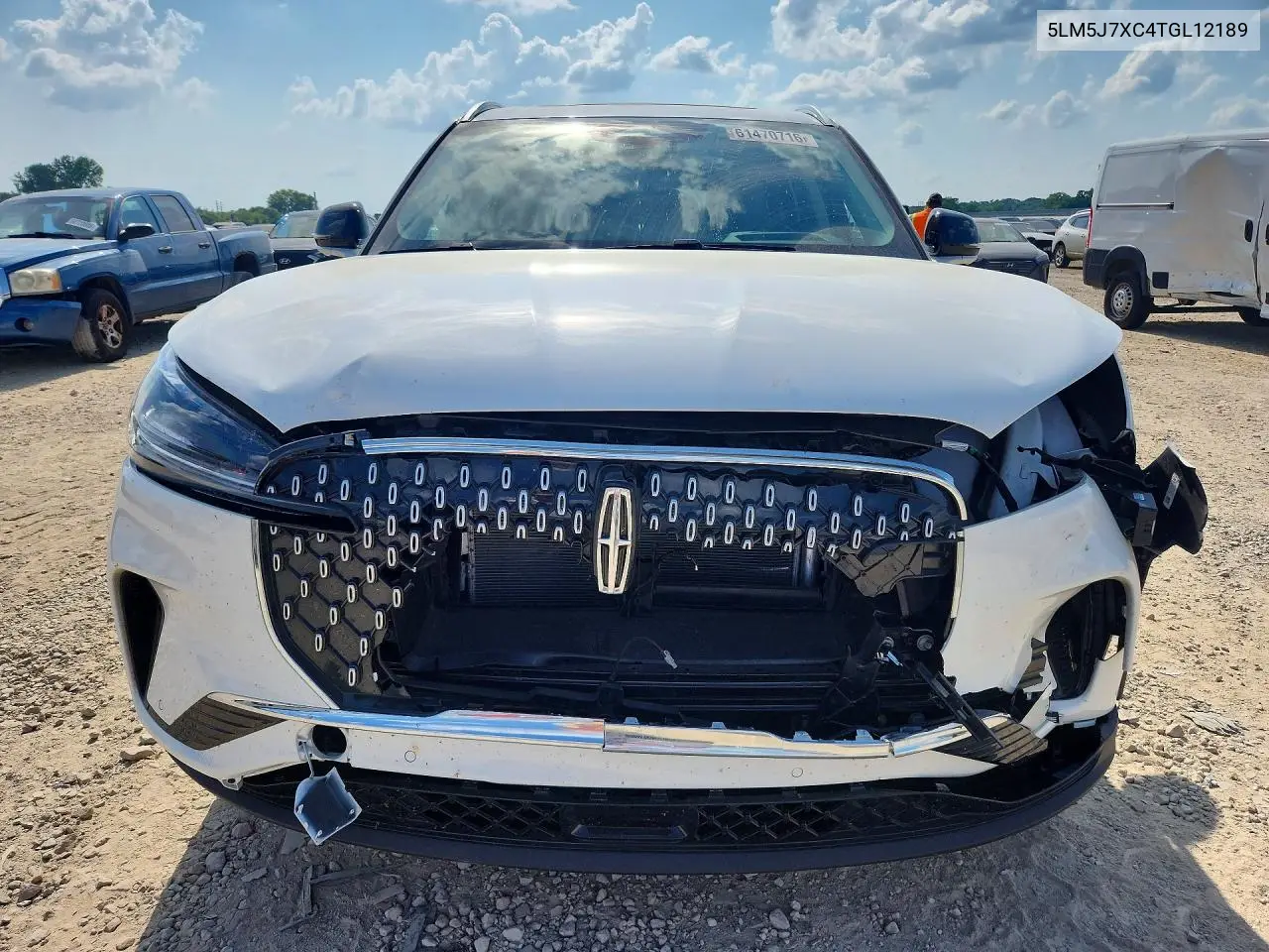 2026 Lincoln Aviator Reserve VIN: 5LM5J7XC4TGL12189 Lot: 61470716
