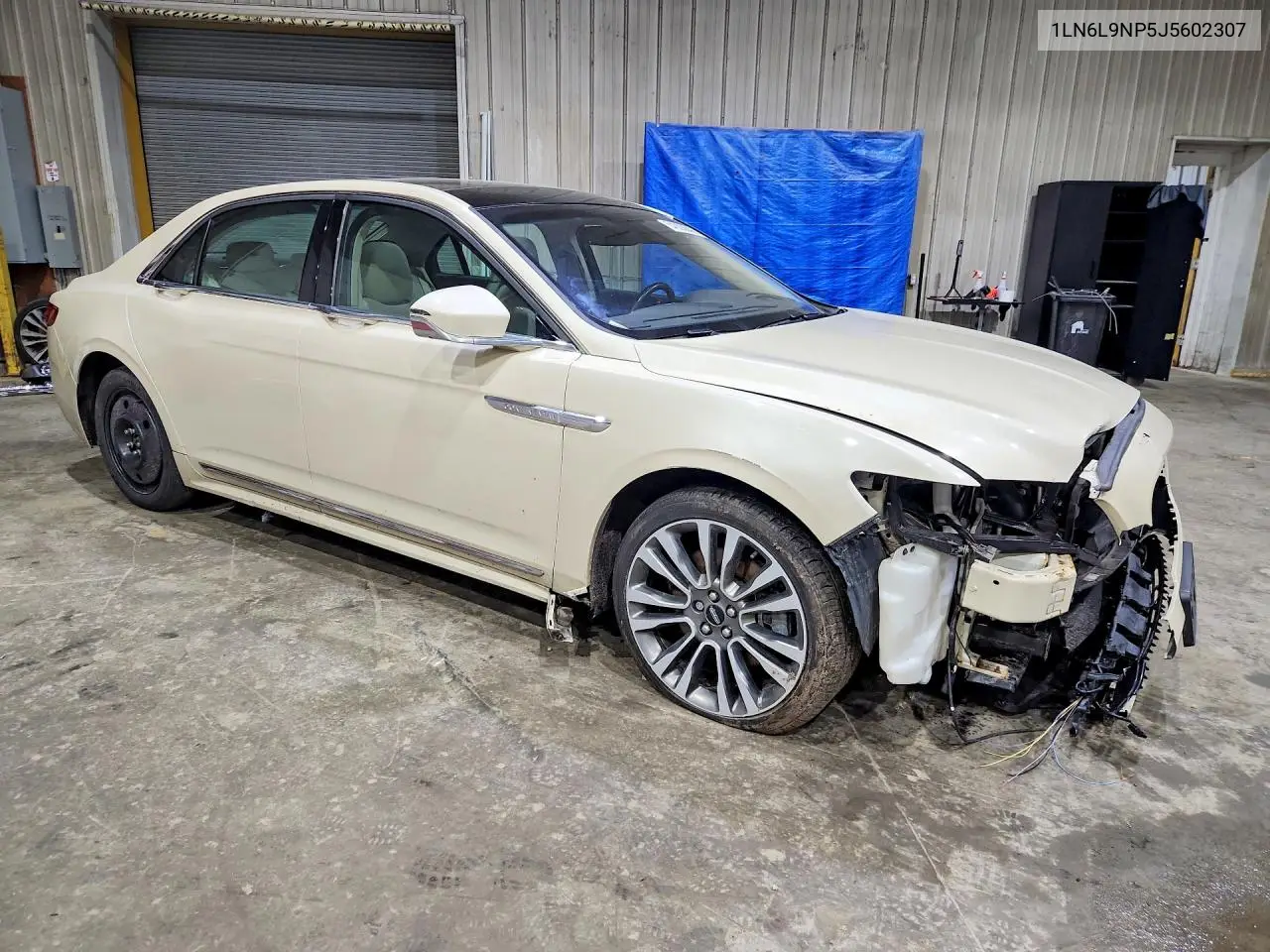 2018 Lincoln Continental Reserve VIN: 1LN6L9NP5J5602307 Lot: 54030646
