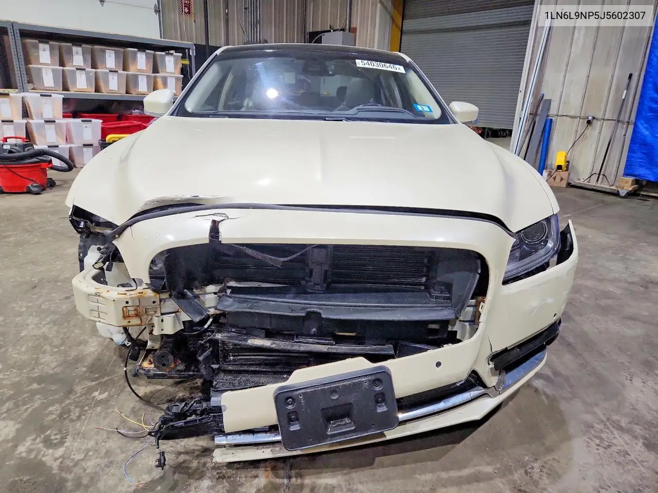 2018 Lincoln Continental Reserve VIN: 1LN6L9NP5J5602307 Lot: 54030646