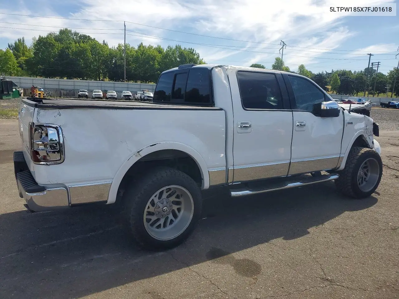 2007 Lincoln Mark Lt VIN: 5LTPW185X7FJ01618 Lot: 59914526