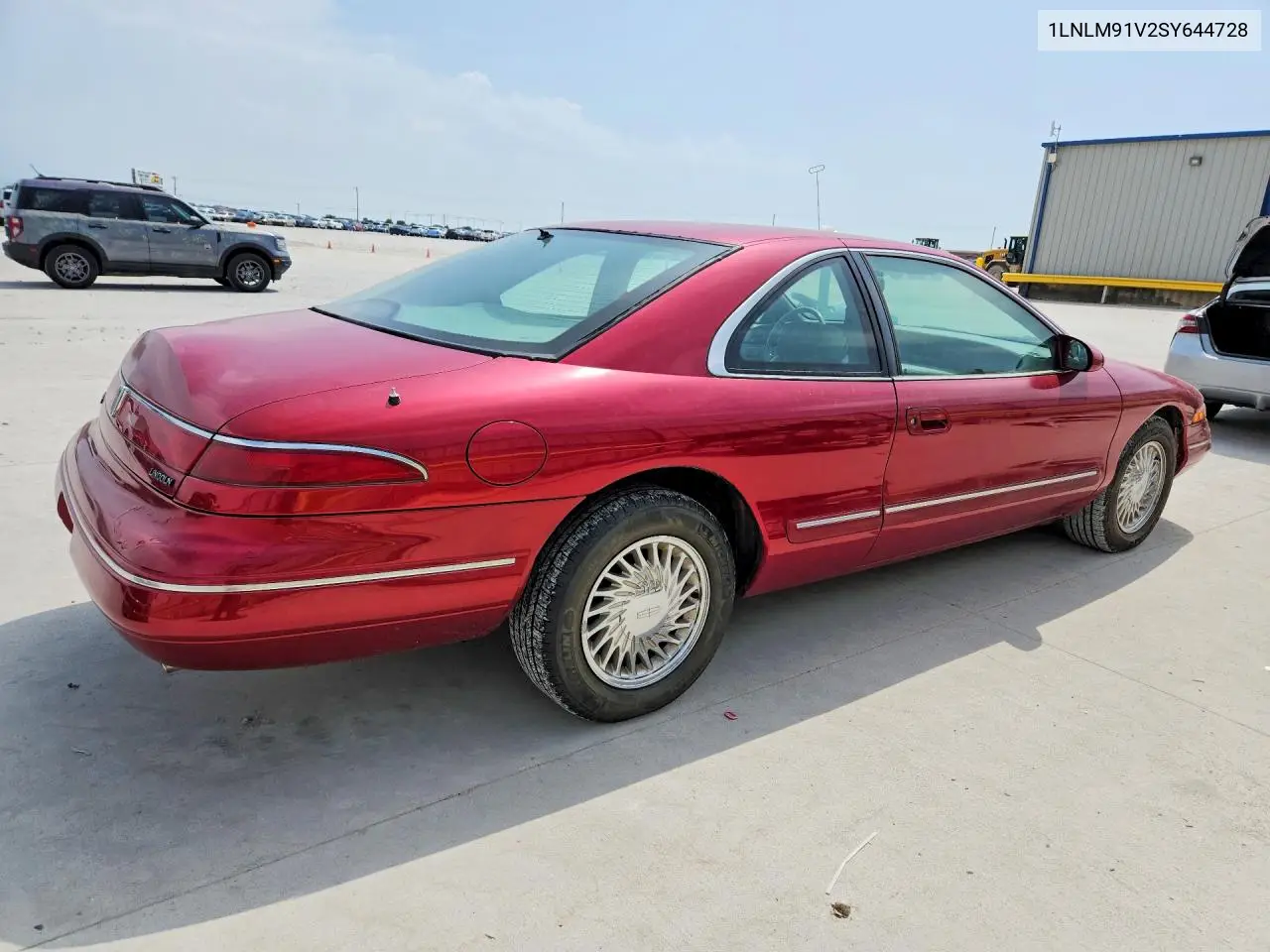1995 Lincoln Mark Viii Base VIN: 1LNLM91V2SY644728 Lot: 52899236