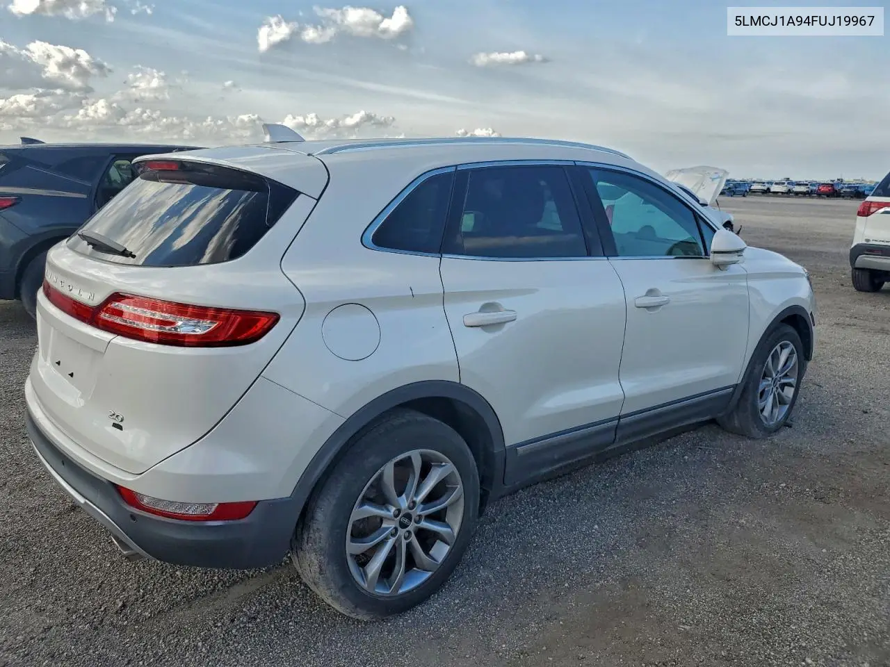 2015 Lincoln Mkc VIN: 5LMCJ1A94FUJ19967 Lot: 97678695