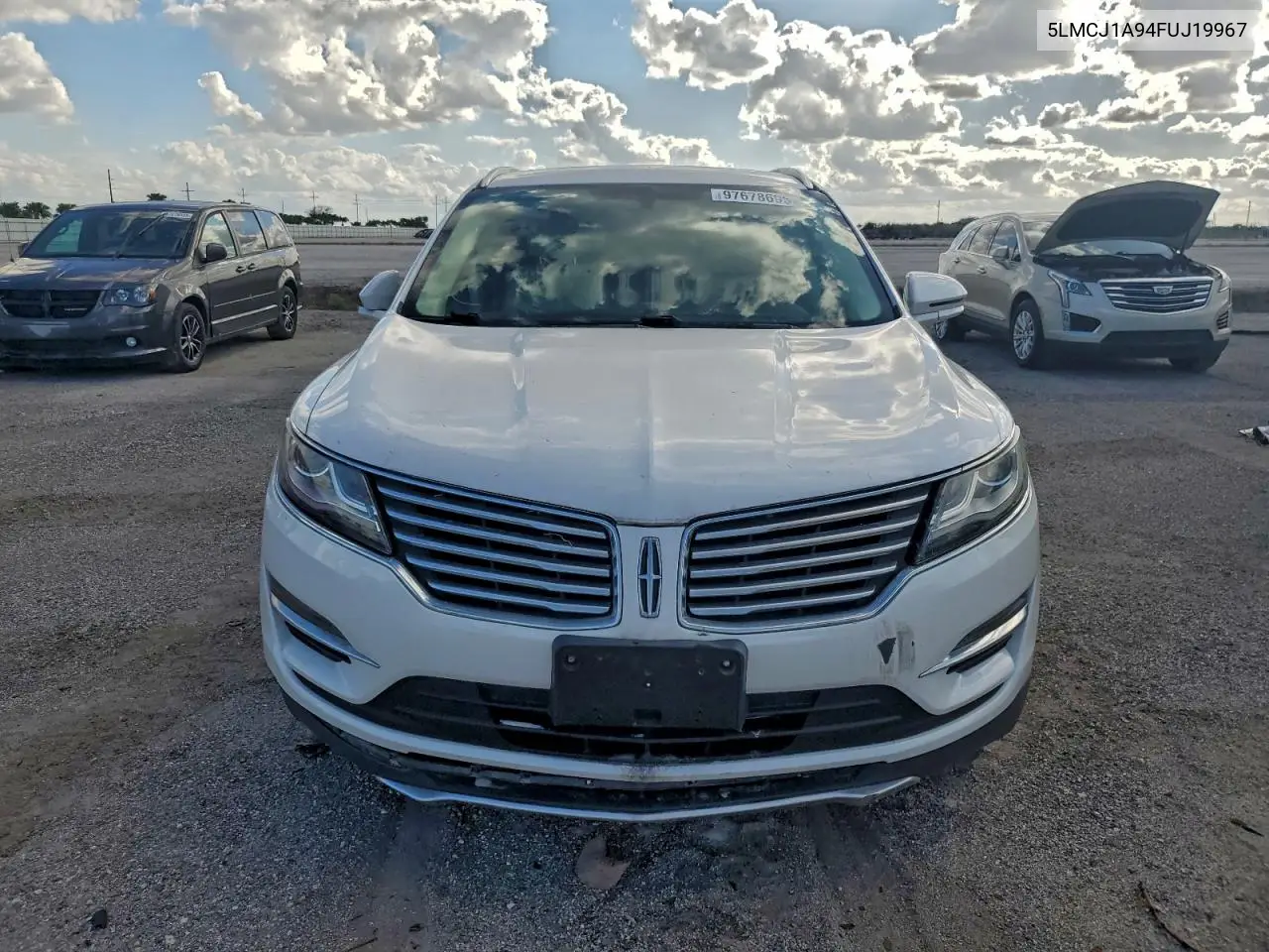 2015 Lincoln Mkc VIN: 5LMCJ1A94FUJ19967 Lot: 97678695