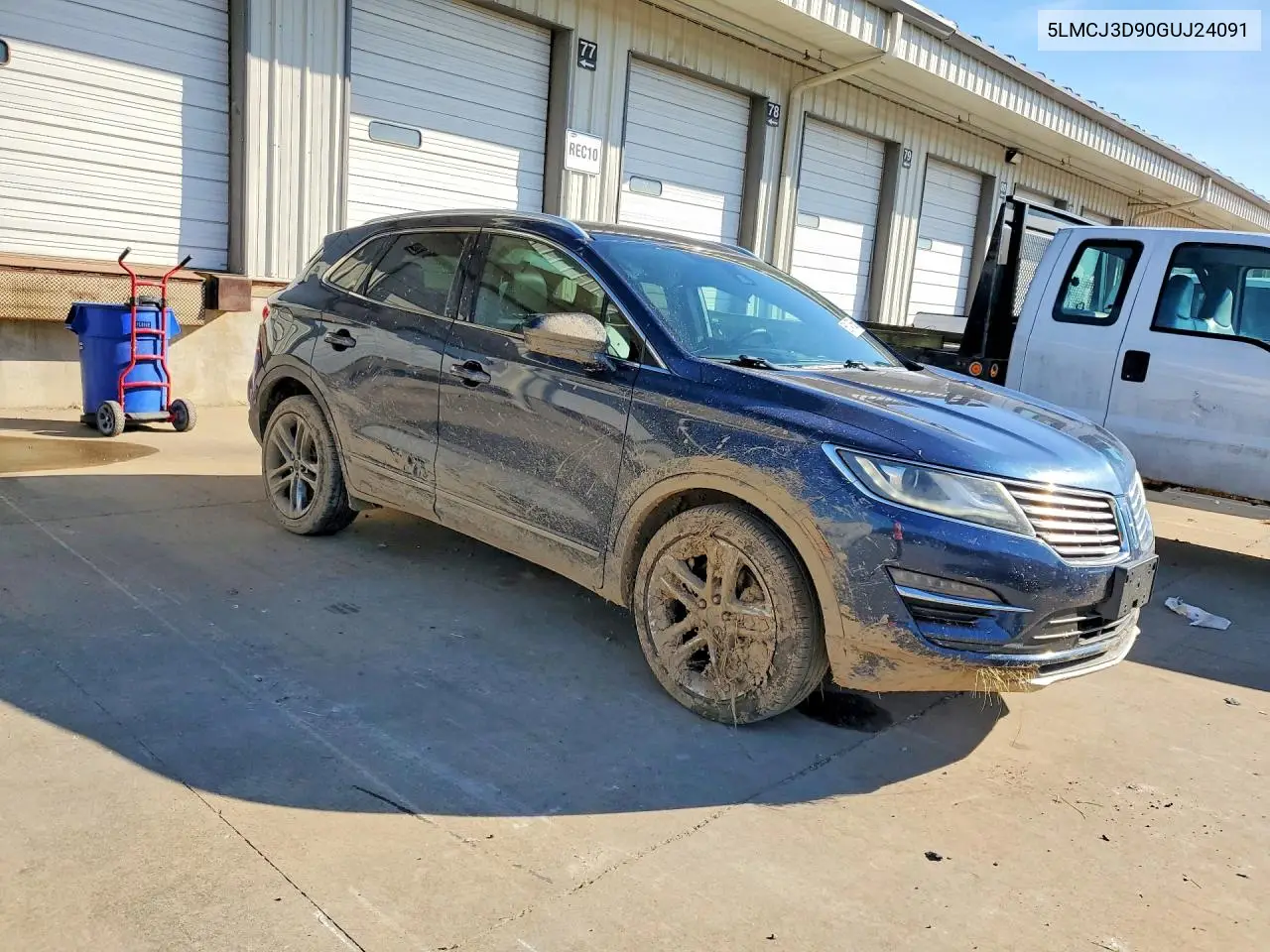 2016 Lincoln Mkc Reserve VIN: 5LMCJ3D90GUJ24091 Lot: 56147506