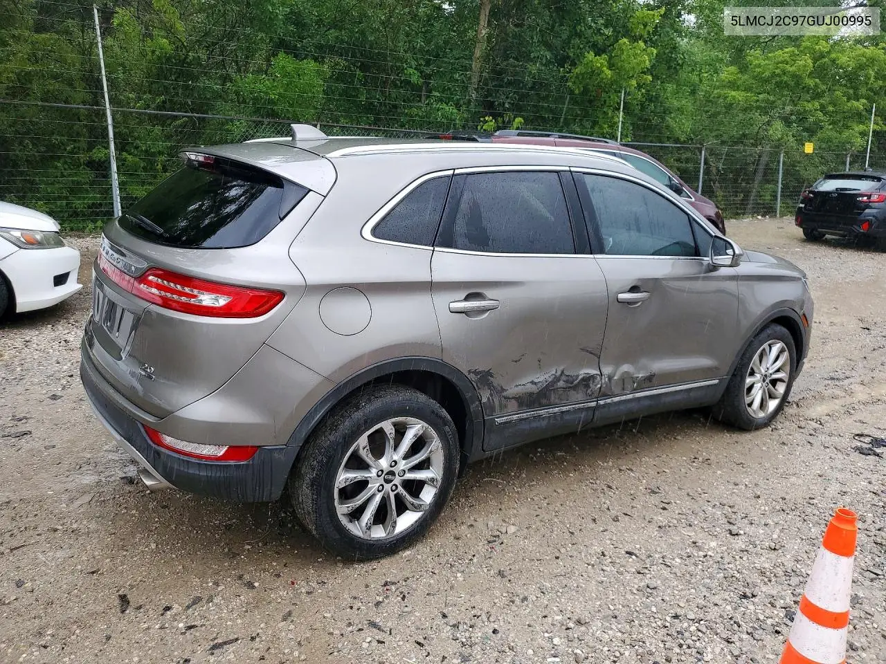 2016 Lincoln Mkc Select VIN: 5LMCJ2C97GUJ00995 Lot: 61939276