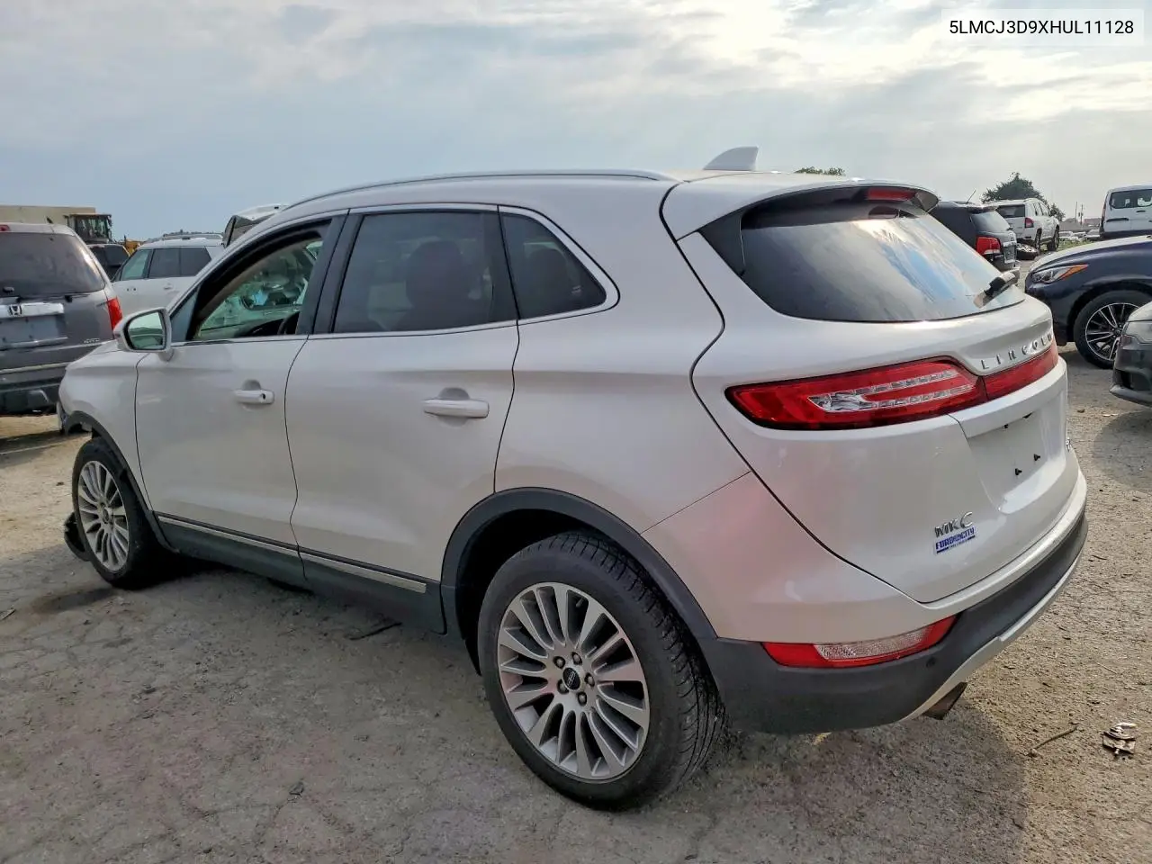 2017 Lincoln Mkc Reserve VIN: 5LMCJ3D9XHUL11128 Lot: 61333316