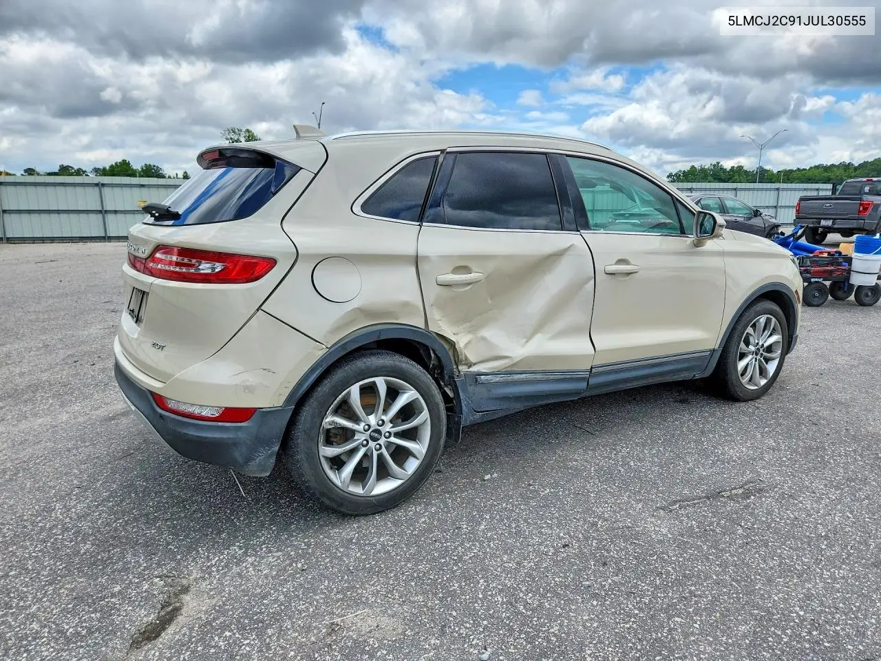 2018 Lincoln Mkc Select VIN: 5LMCJ2C91JUL30555 Lot: 58111686